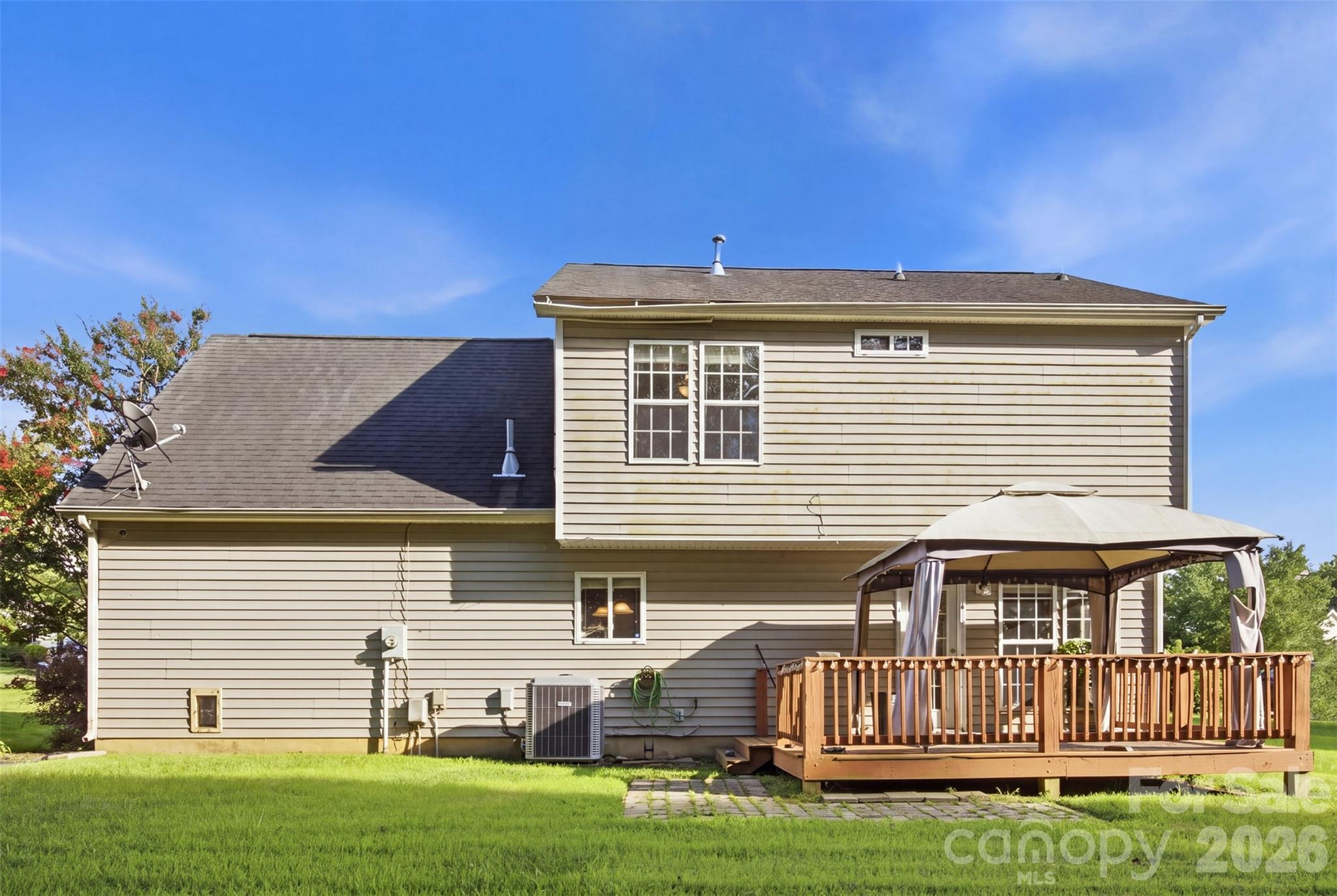 109 Clairwood Drive — Mount Holly