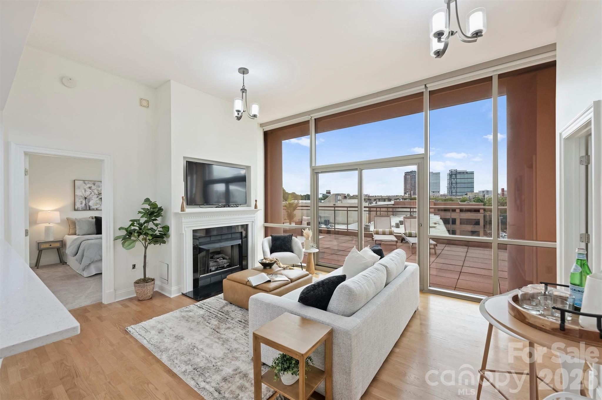 315 Arlington Avenue #504 — Charlotte