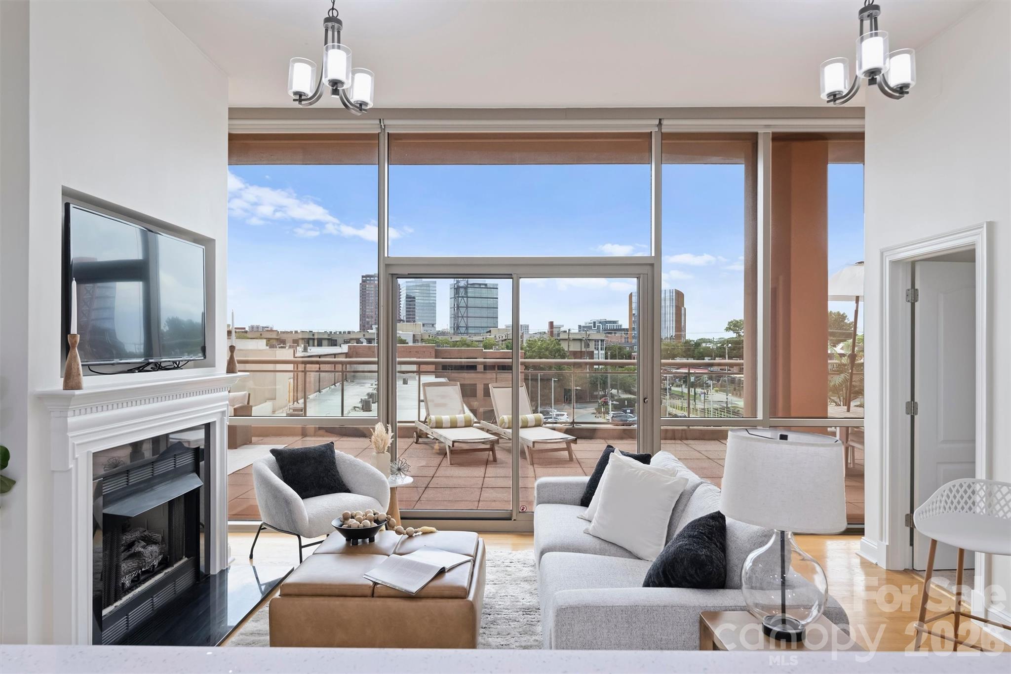 315 Arlington Avenue #504 — Charlotte