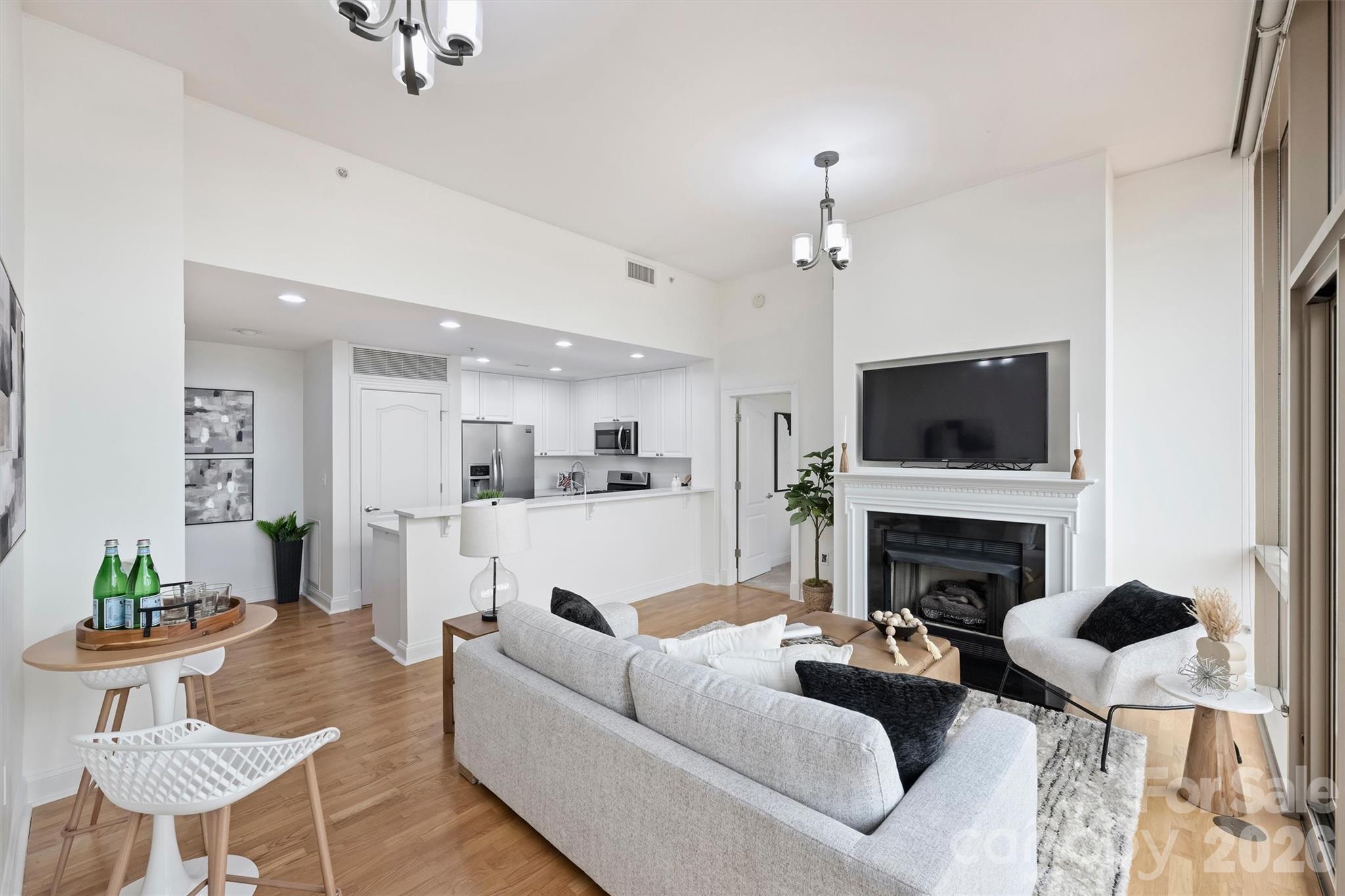 315 Arlington Avenue #504 — Charlotte