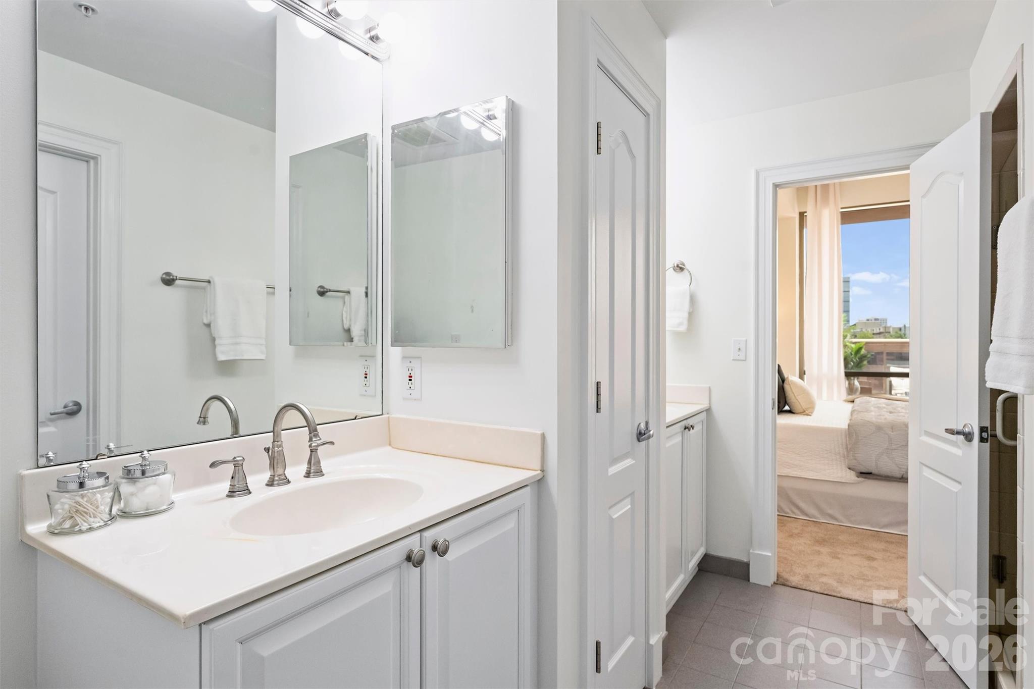315 Arlington Avenue #504 — Charlotte