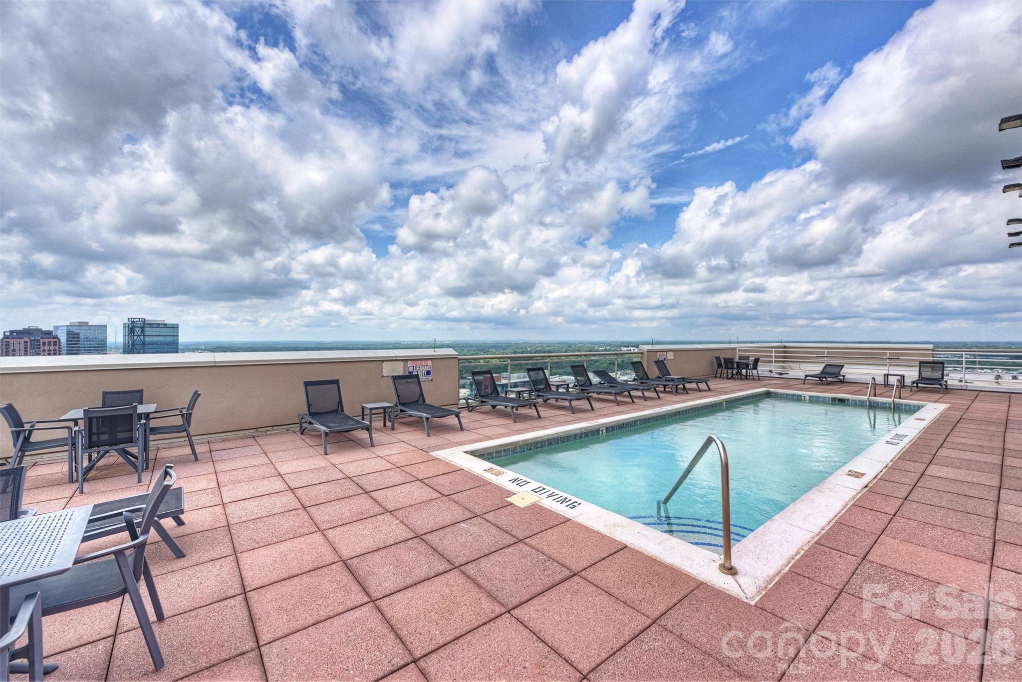315 Arlington Avenue #504 — Charlotte