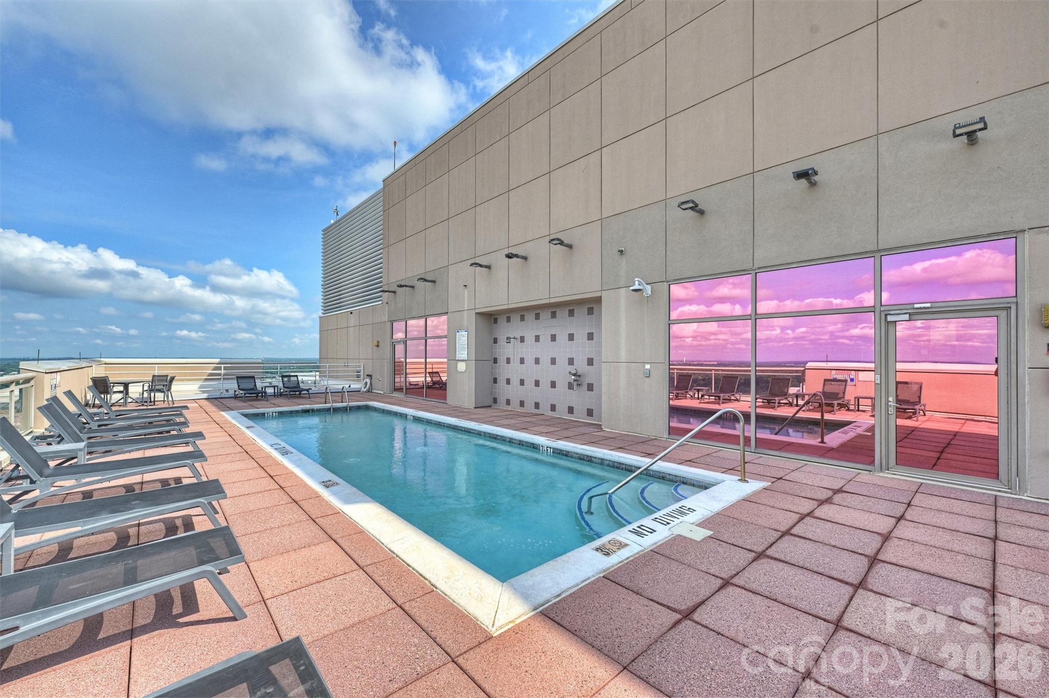 315 Arlington Avenue #504 — Charlotte