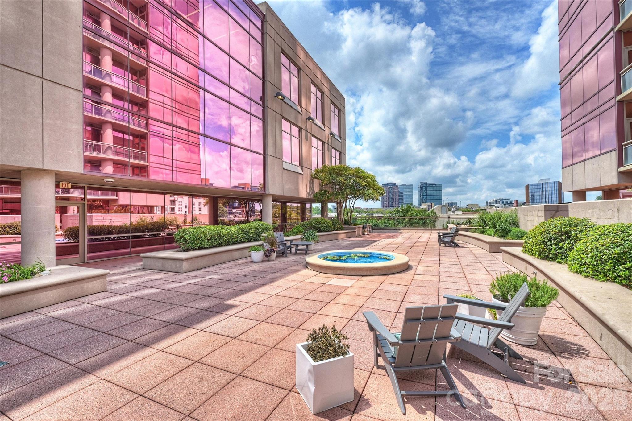 315 Arlington Avenue #504 — Charlotte