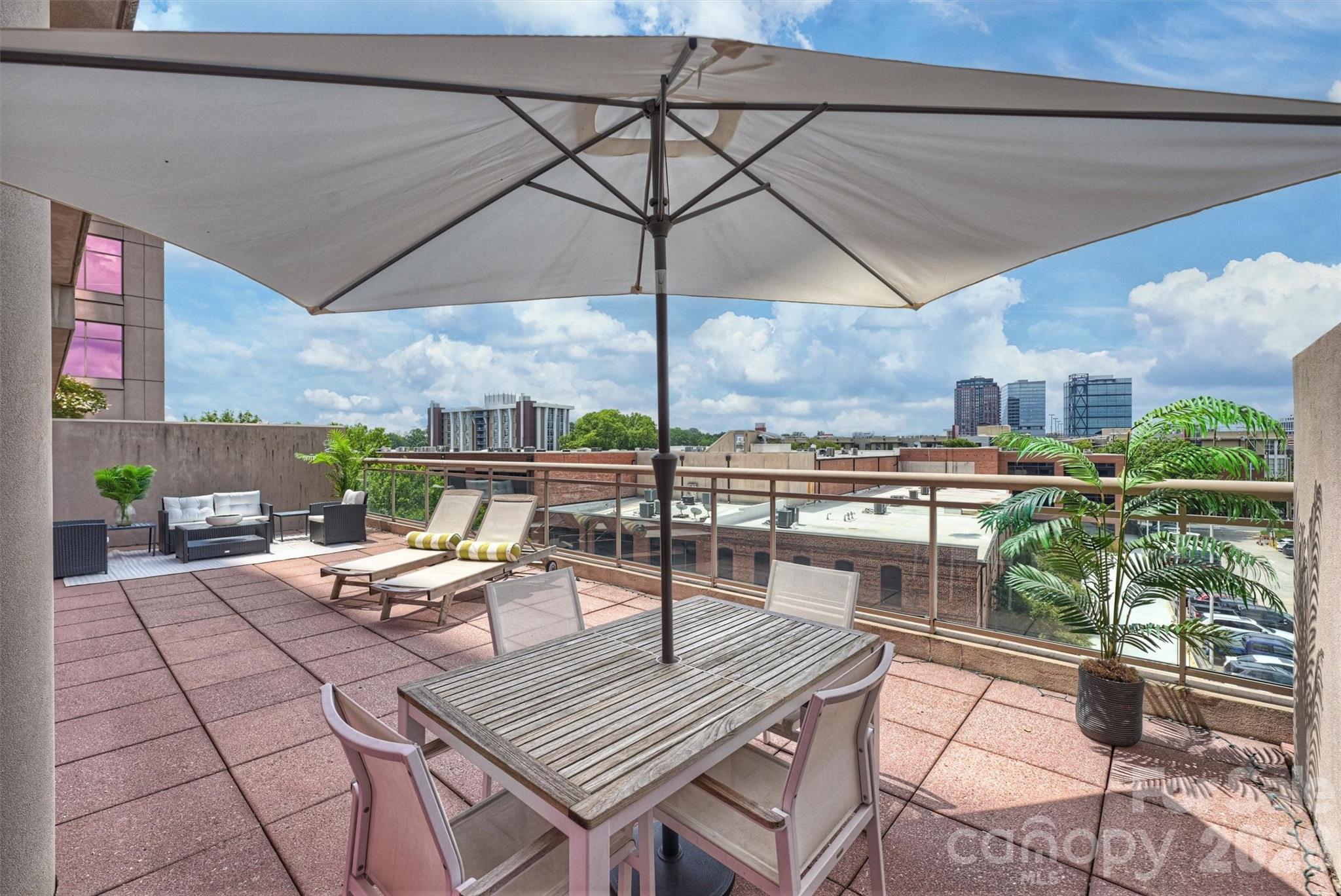 315 Arlington Avenue #504 — Charlotte