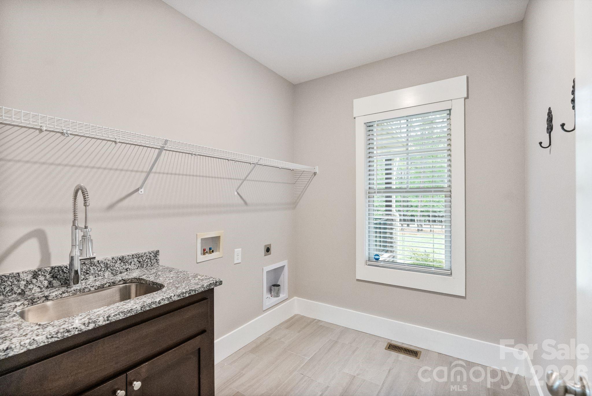 7261 Bay Ridge Drive — Denver