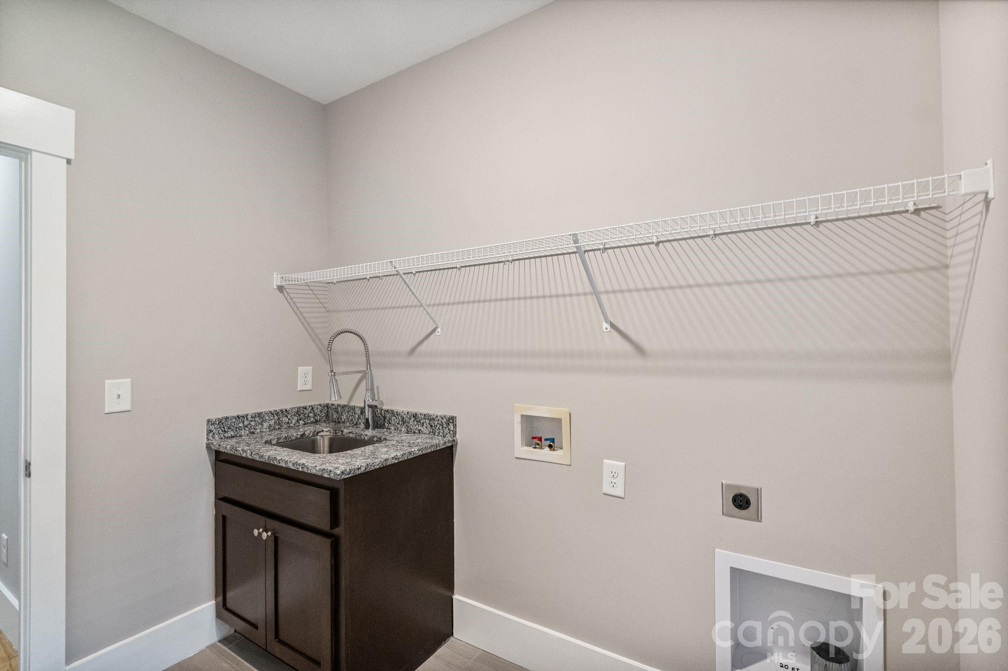 7261 Bay Ridge Drive — Denver