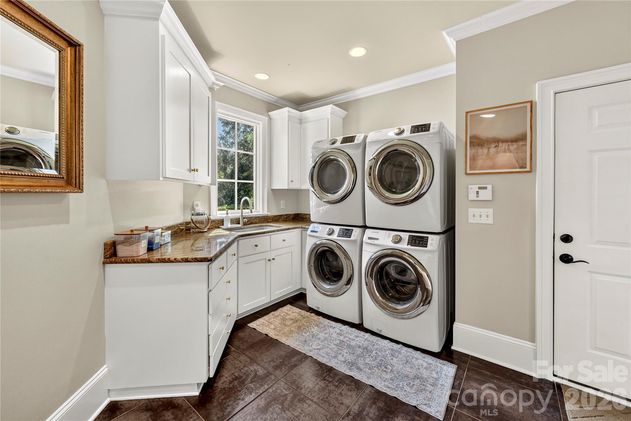 7275 Flowes Store Road — Concord
