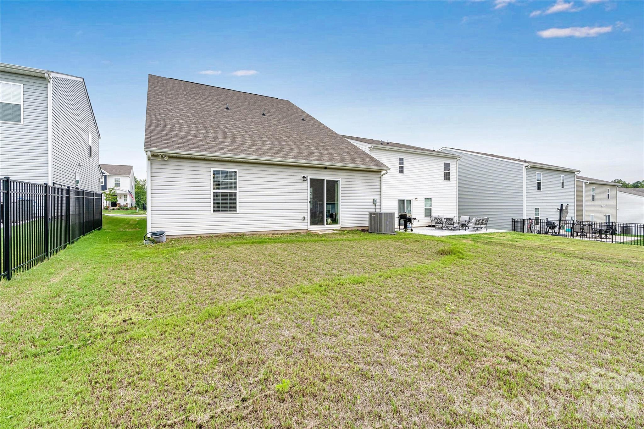 2913 Legacy Ridge Lane — Catawba