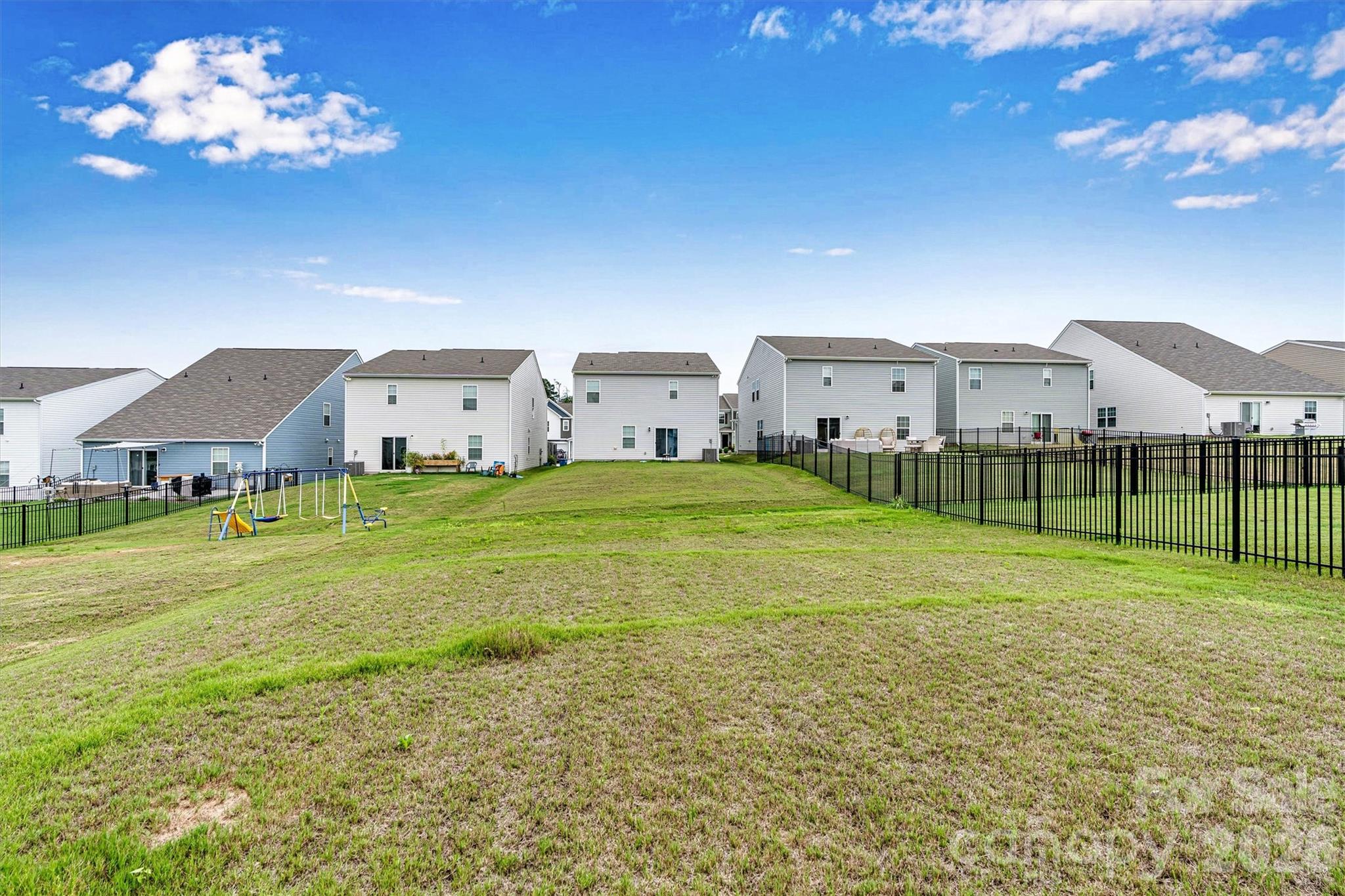 2913 Legacy Ridge Lane — Catawba