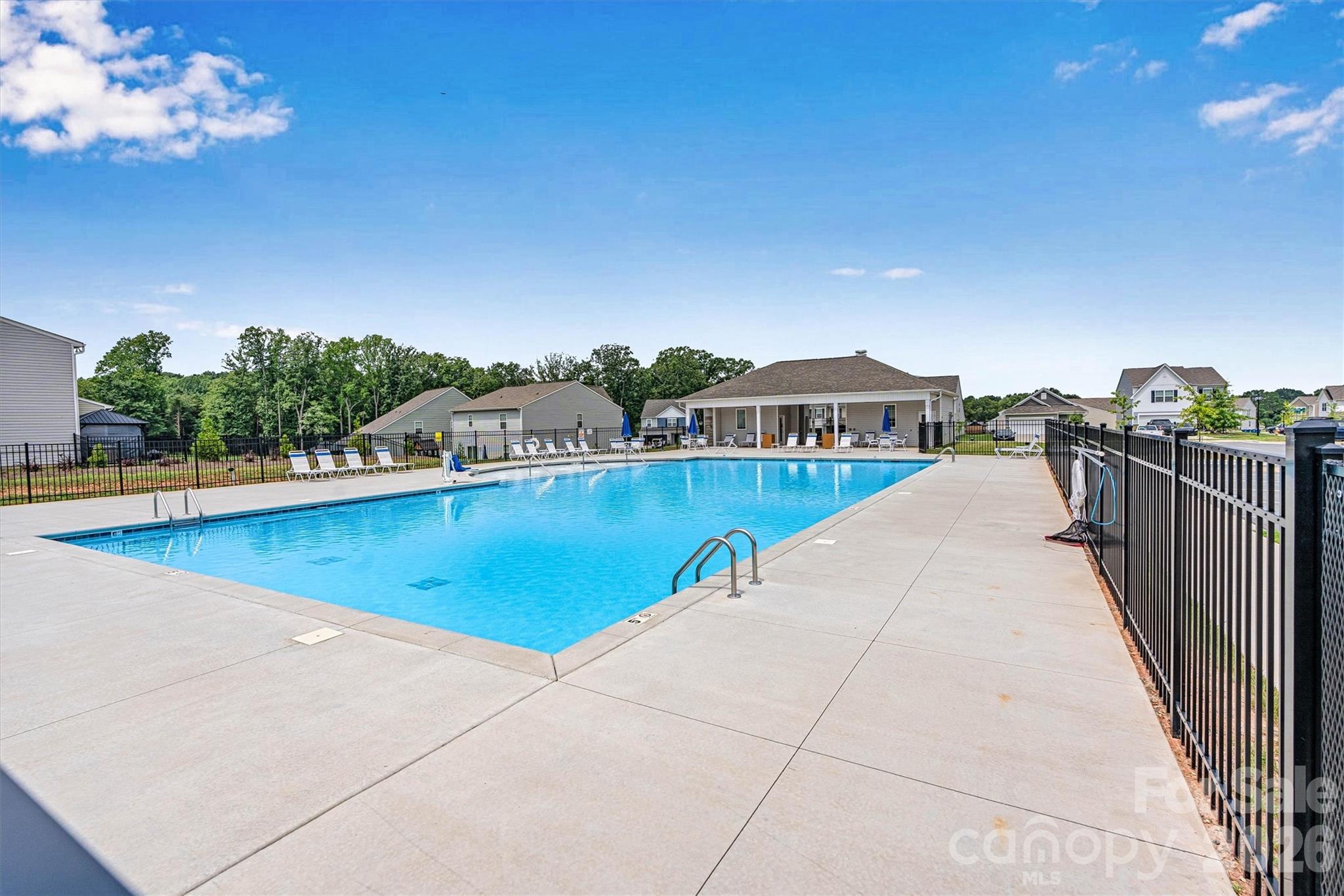 2913 Legacy Ridge Lane — Catawba