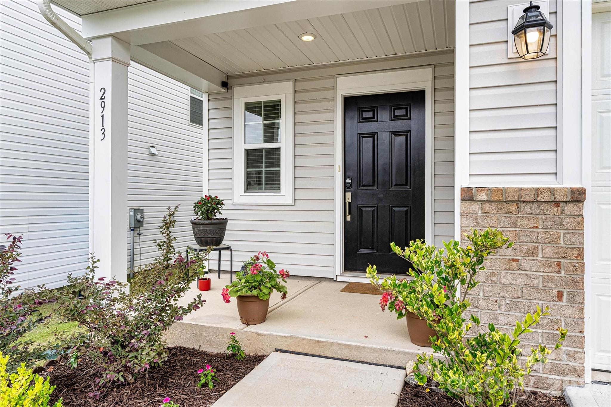 2913 Legacy Ridge Lane — Catawba