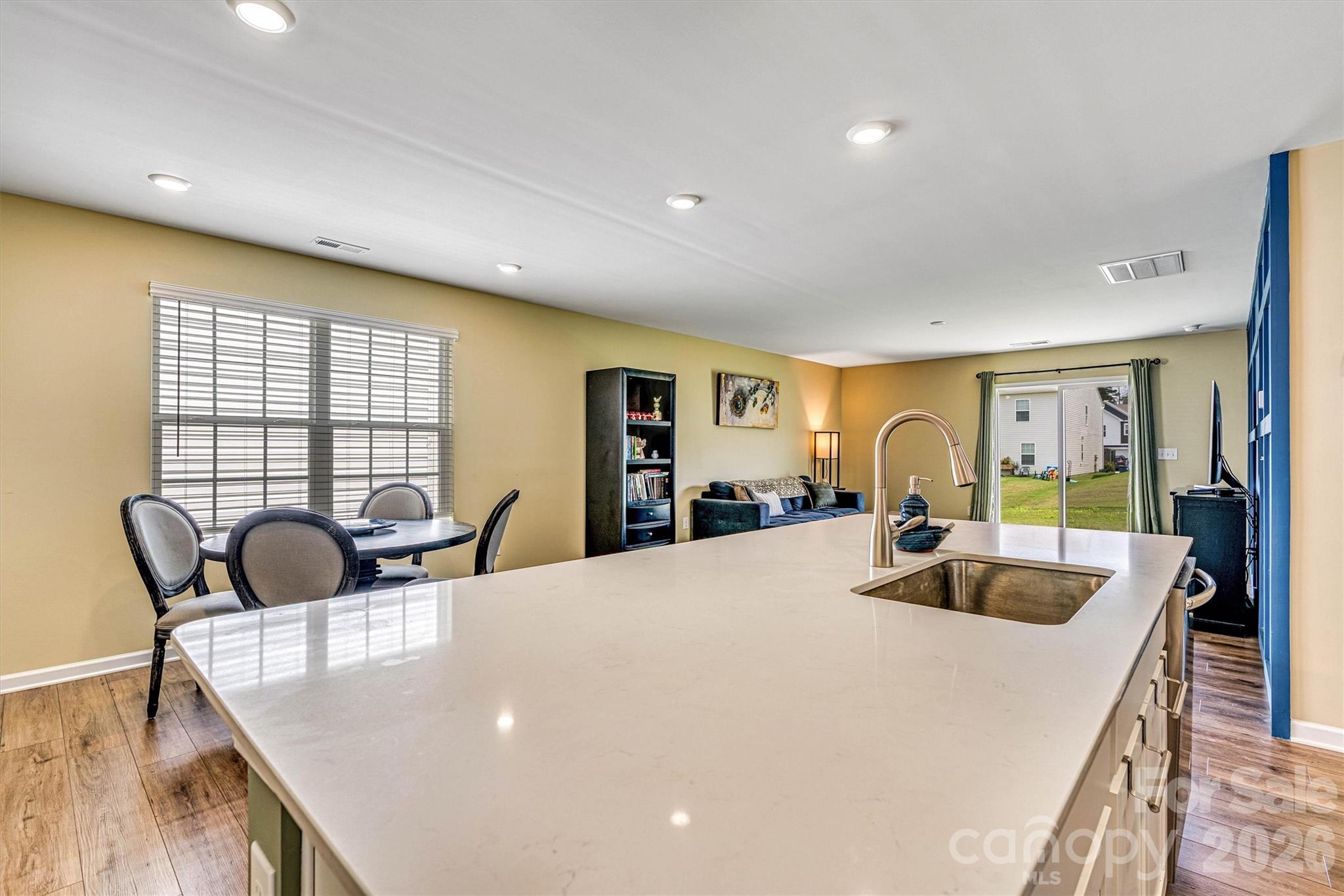 2913 Legacy Ridge Lane — Catawba