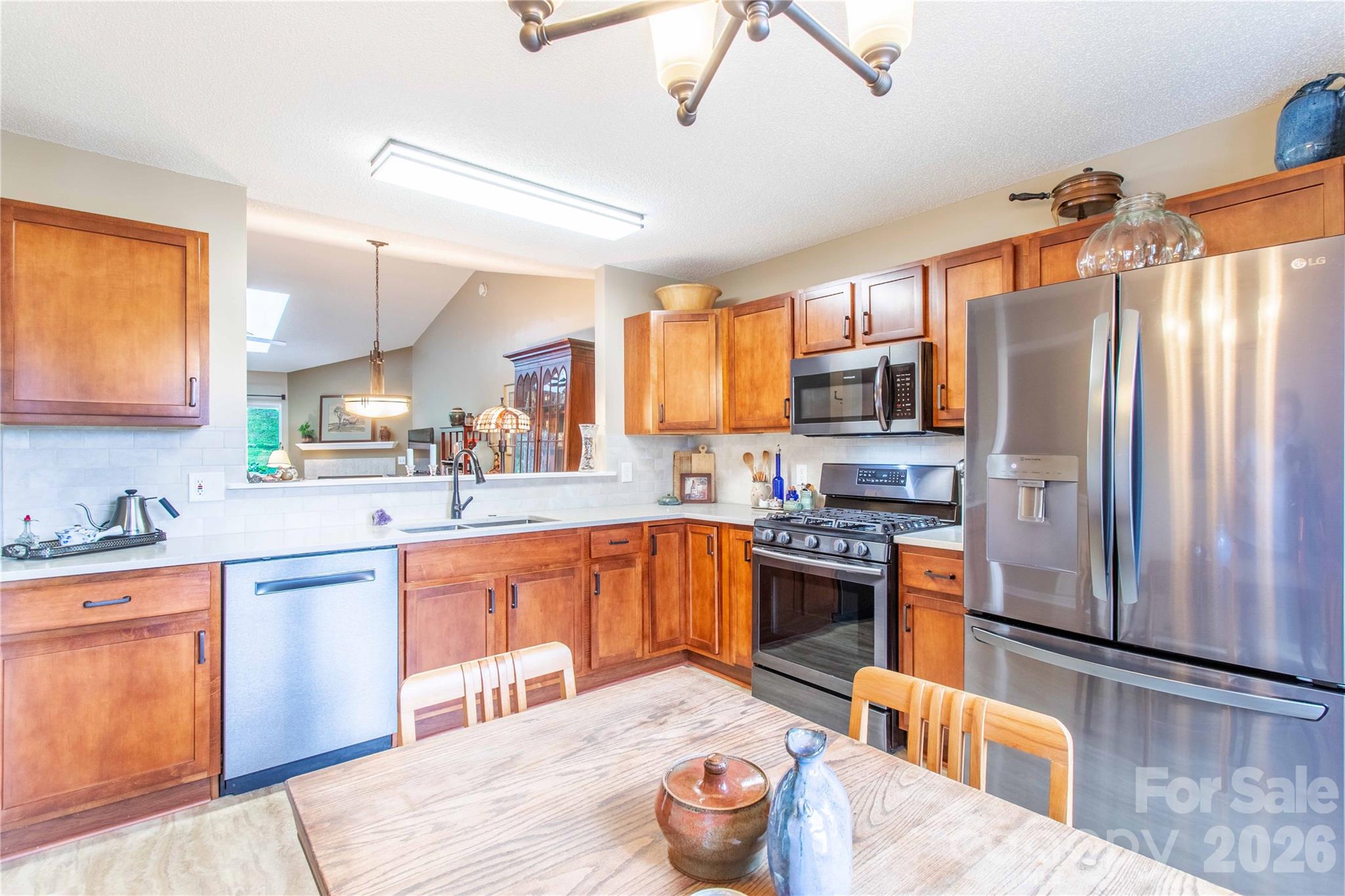 5303 Wood Duck Way — Hendersonville