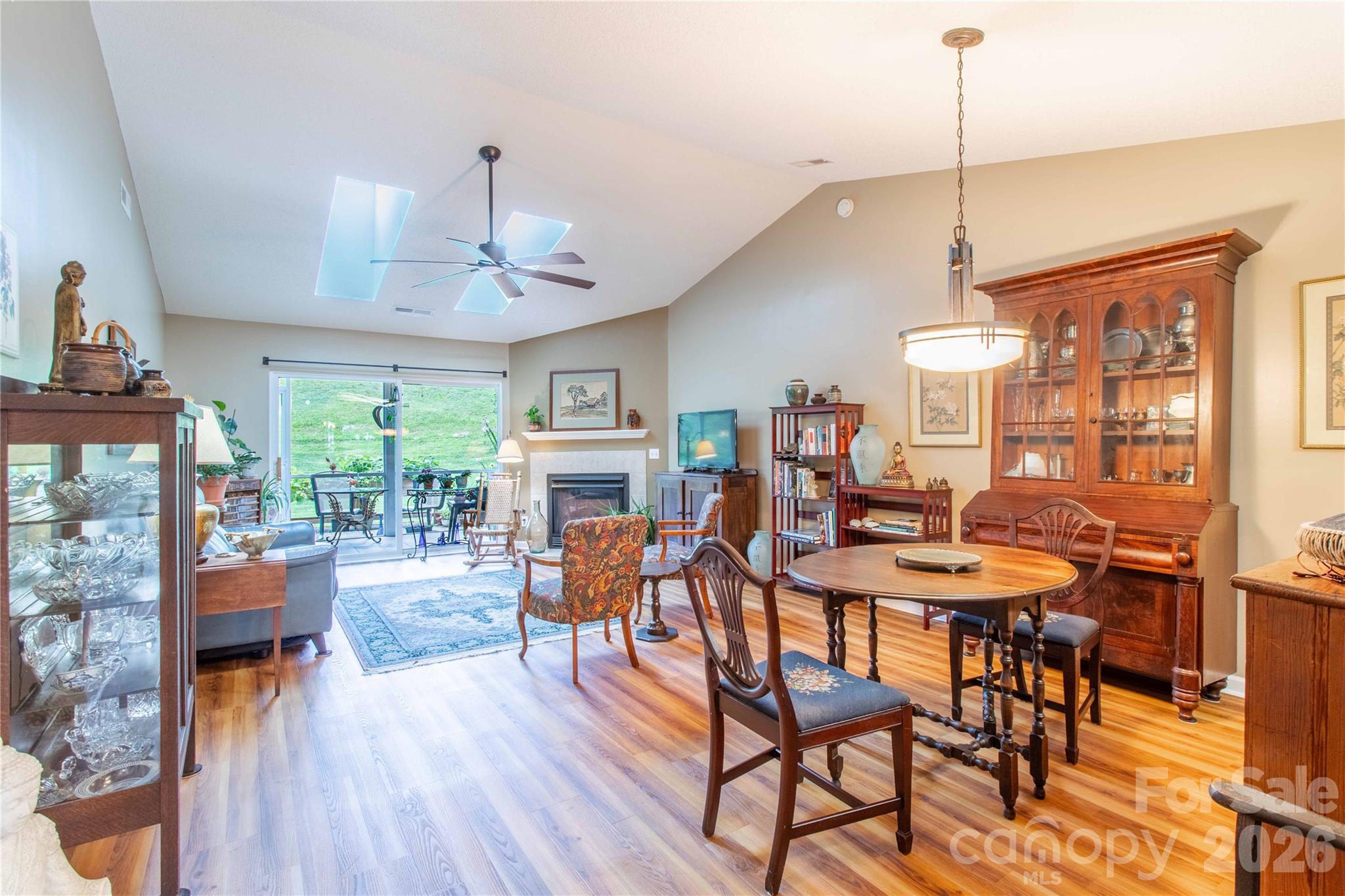 5303 Wood Duck Way — Hendersonville