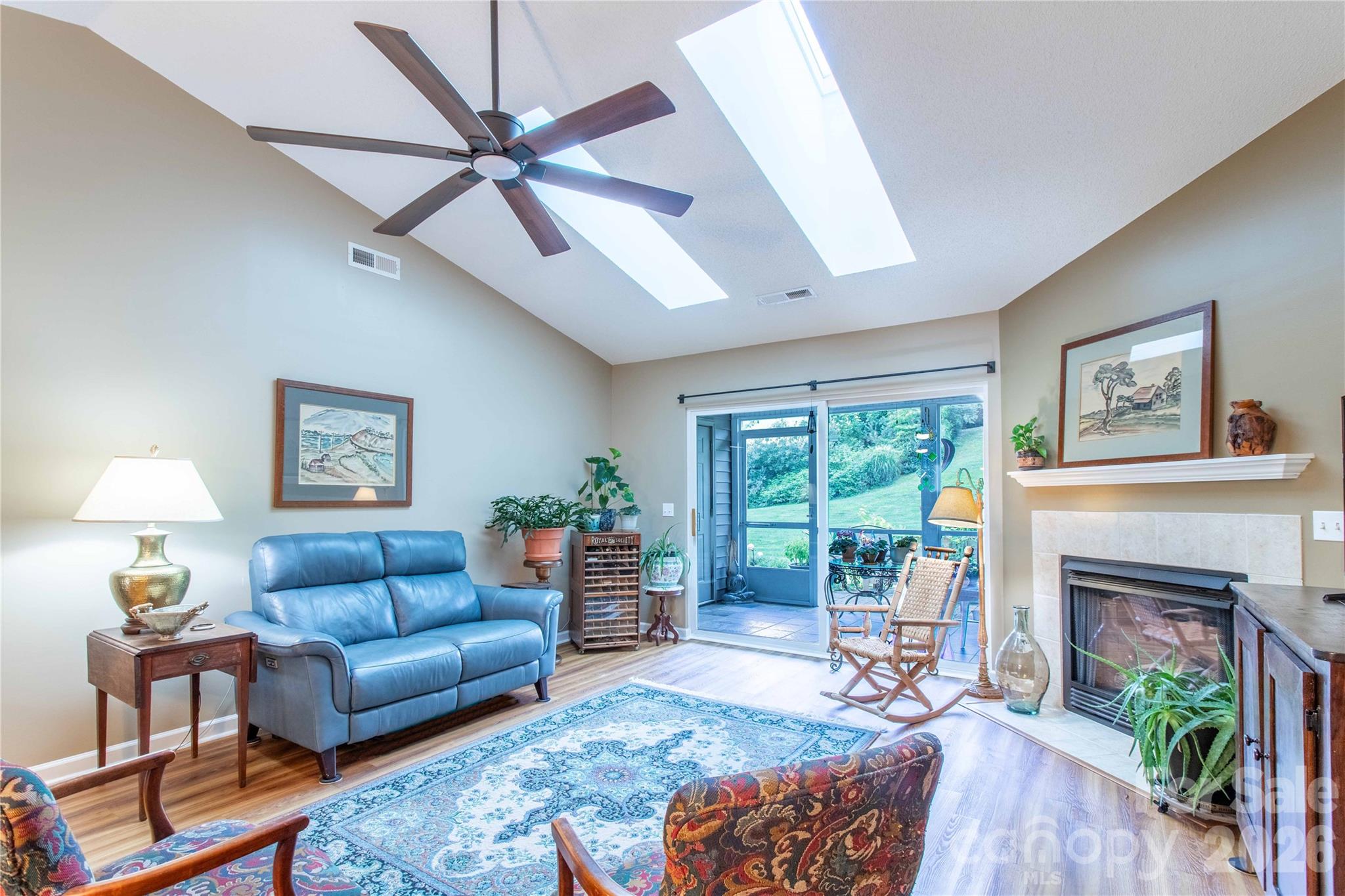 5303 Wood Duck Way — Hendersonville