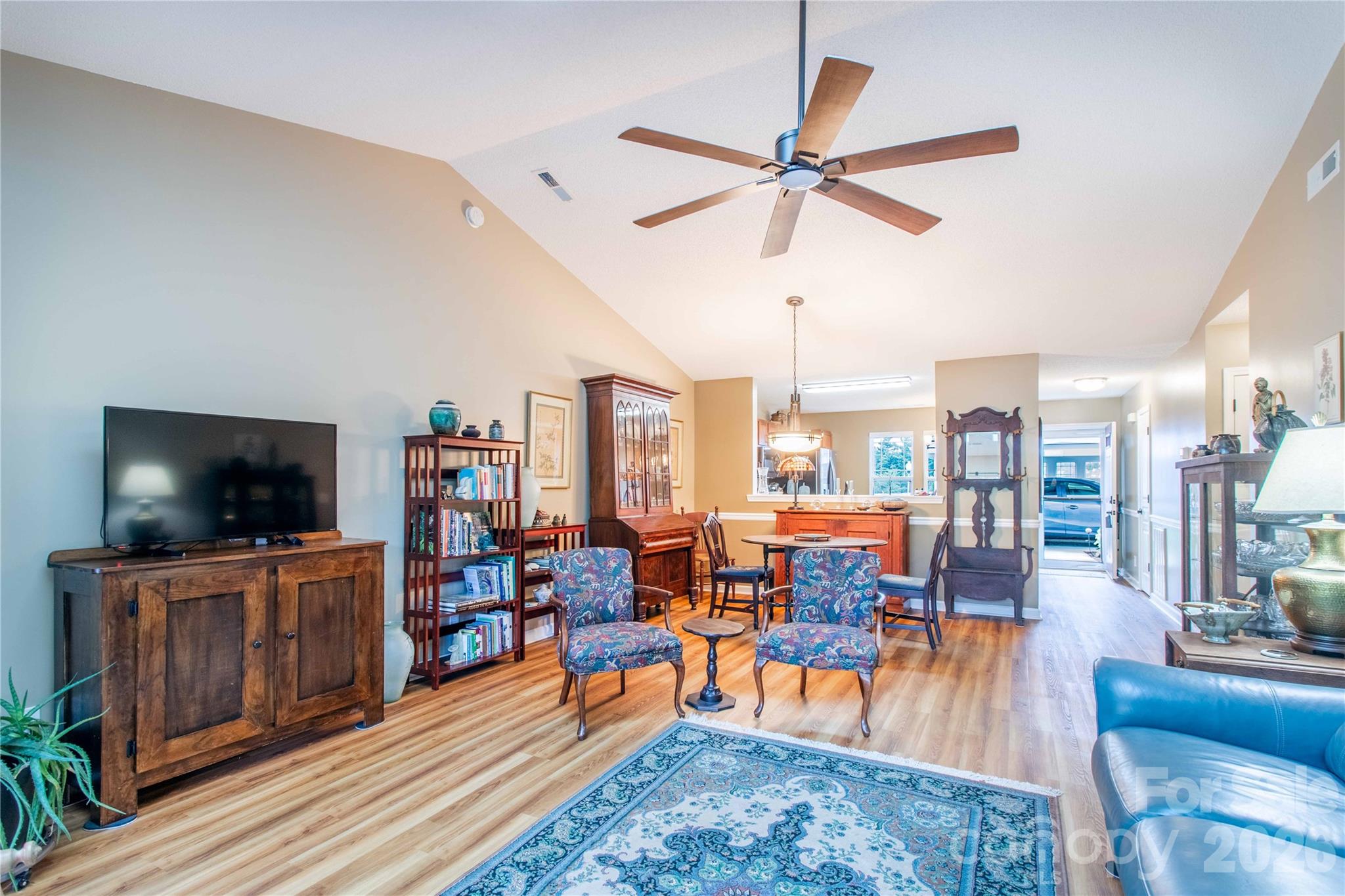 5303 Wood Duck Way — Hendersonville