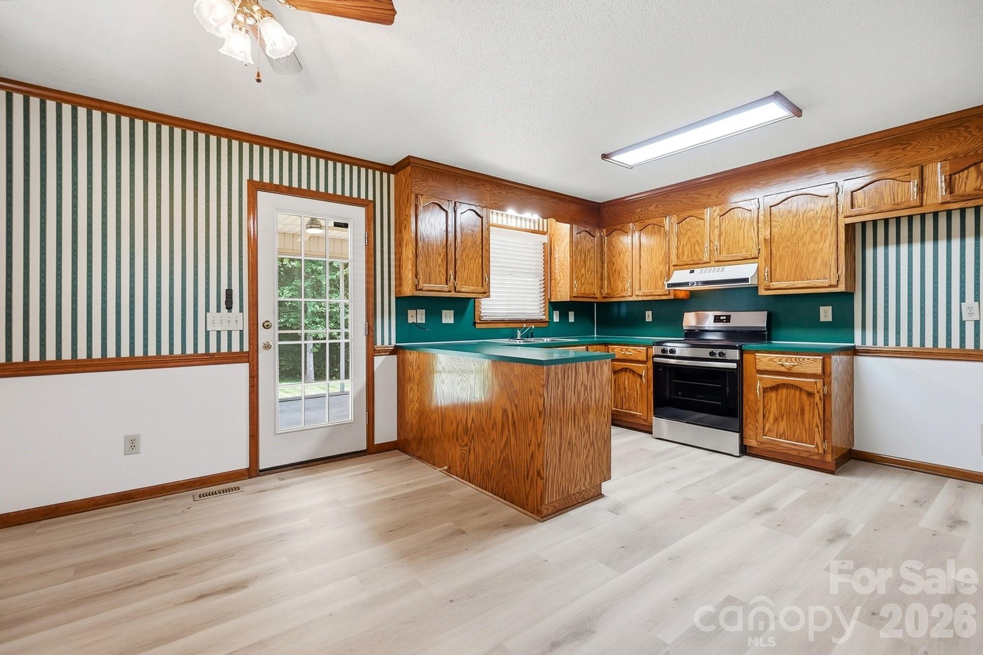 2050 Brownstone Court — Gastonia