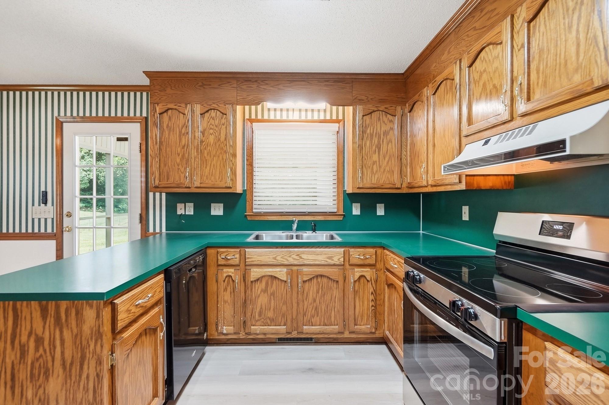 2050 Brownstone Court — Gastonia