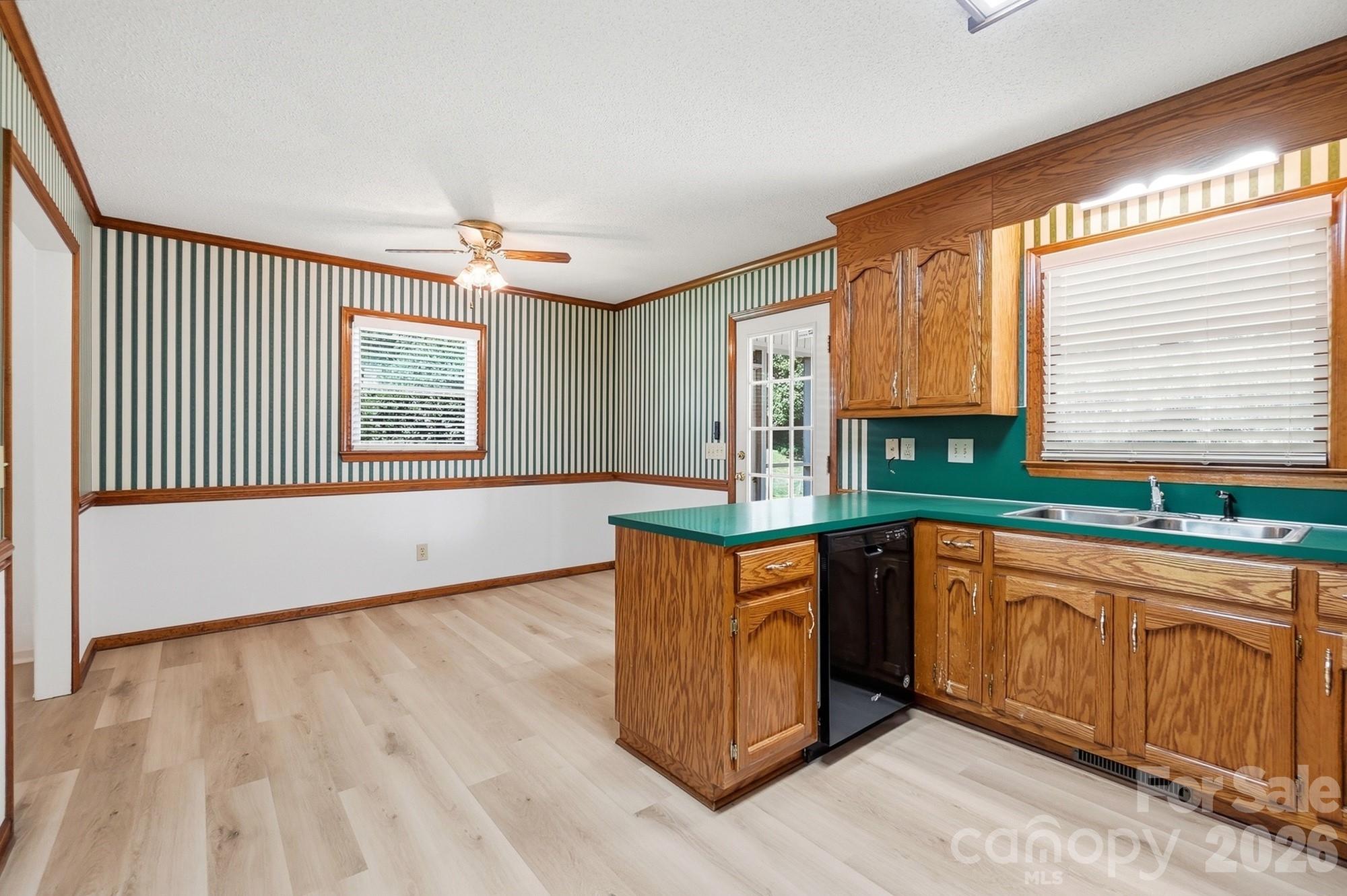 2050 Brownstone Court — Gastonia