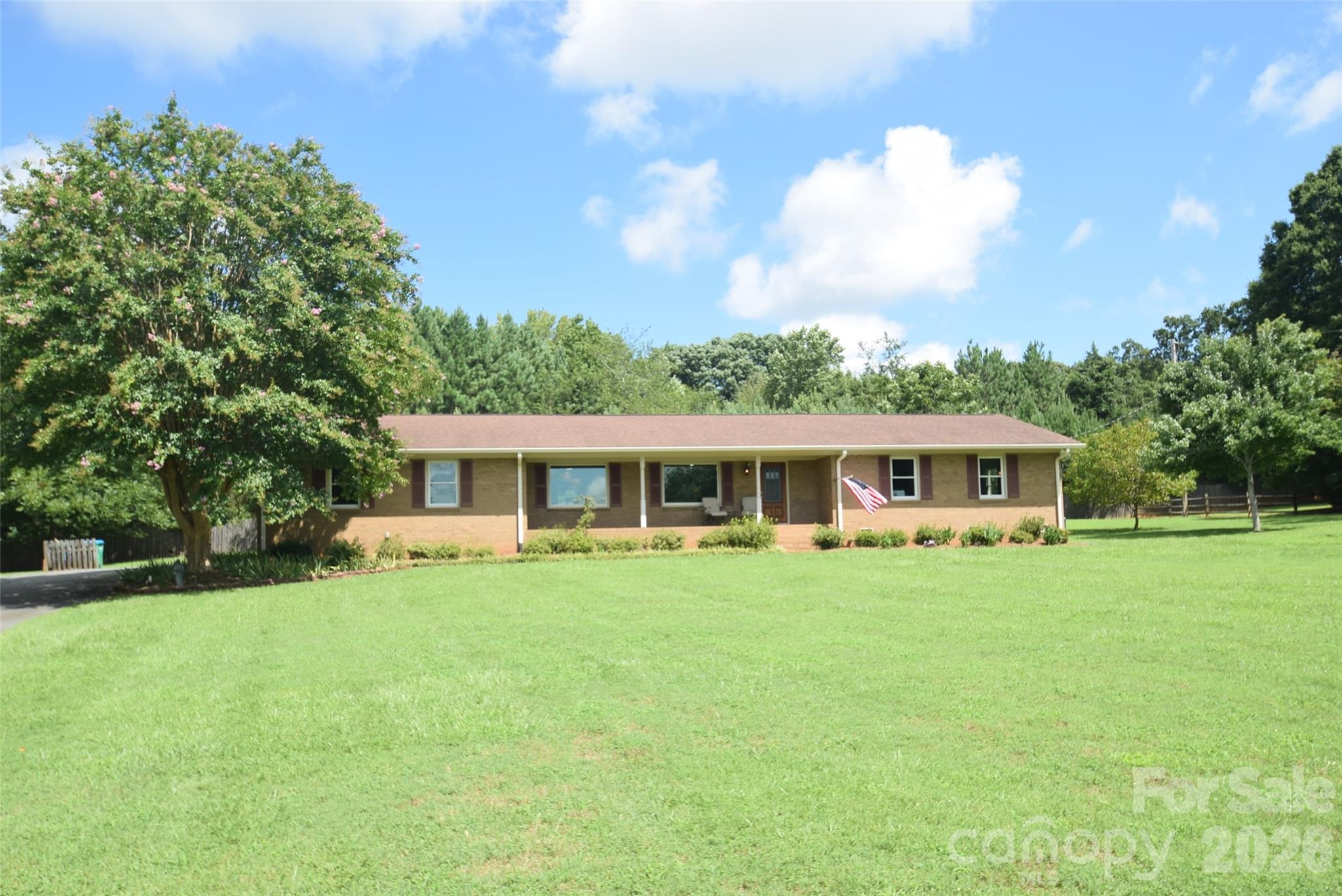 15513 Thompson Road — Charlotte