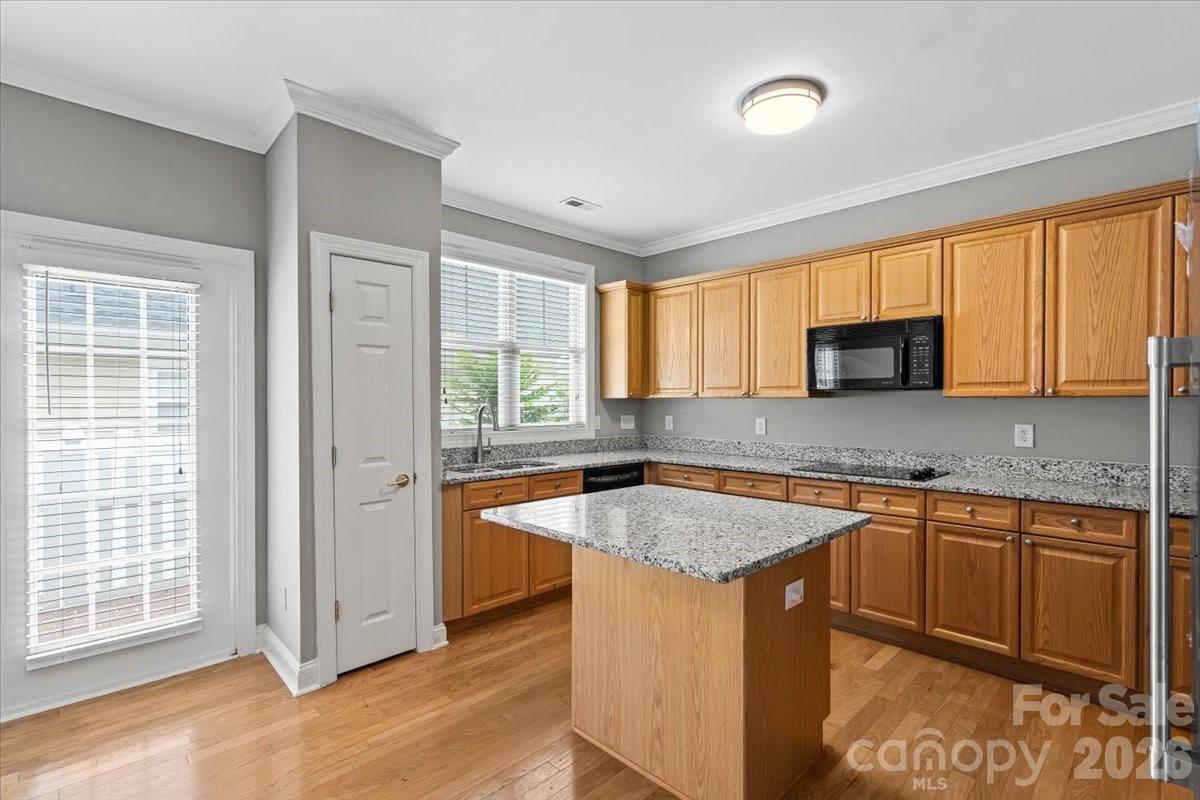 1106 Davant Lane — Charlotte