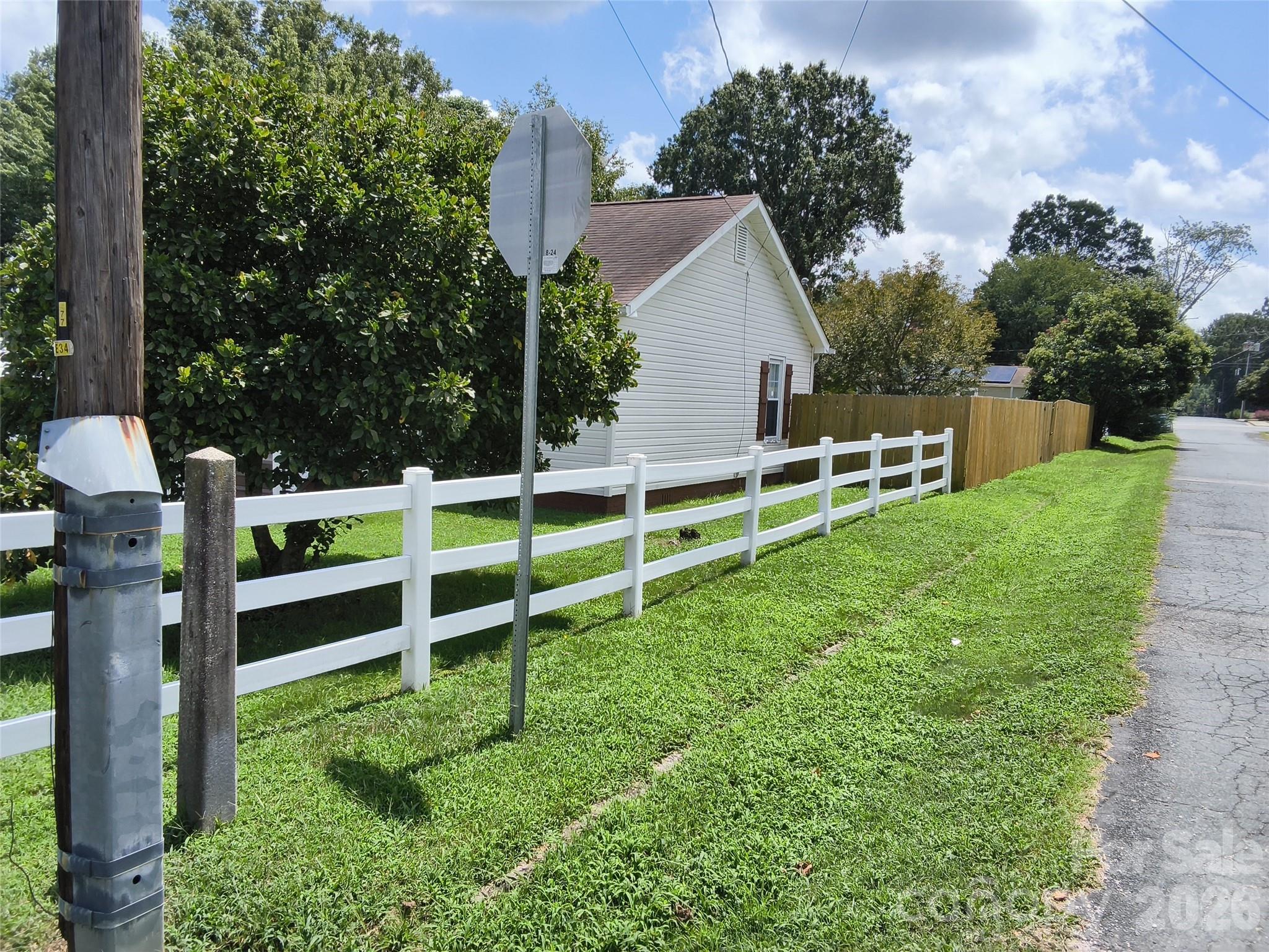 1200 Woodlawn Street — Kannapolis