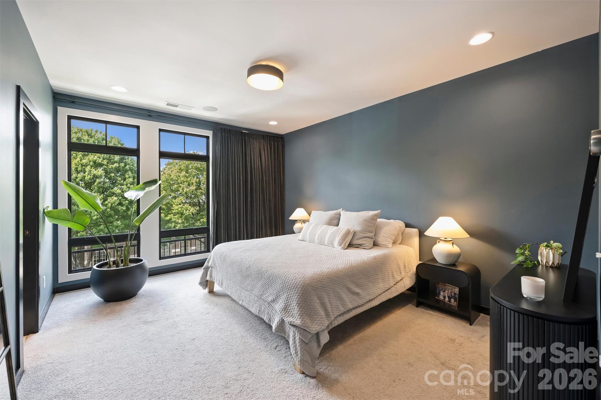 416 E 33rd Street — Charlotte