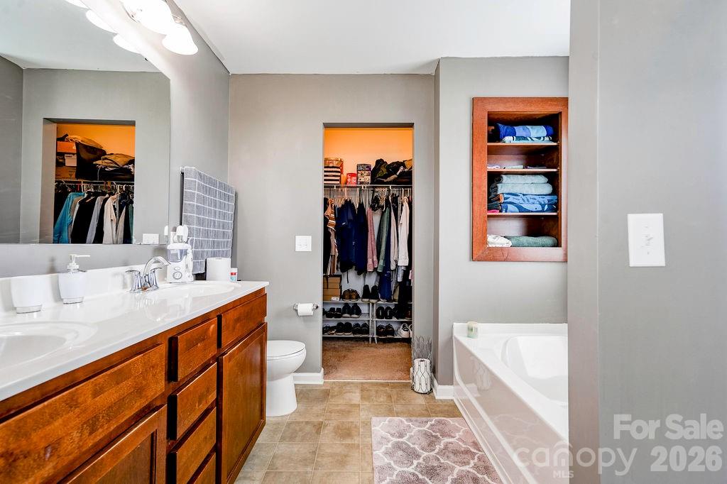 3219 Pikes Peak Drive — Gastonia