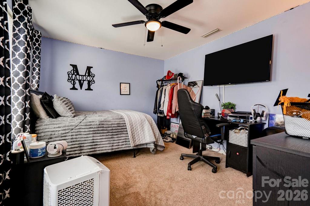 3219 Pikes Peak Drive — Gastonia