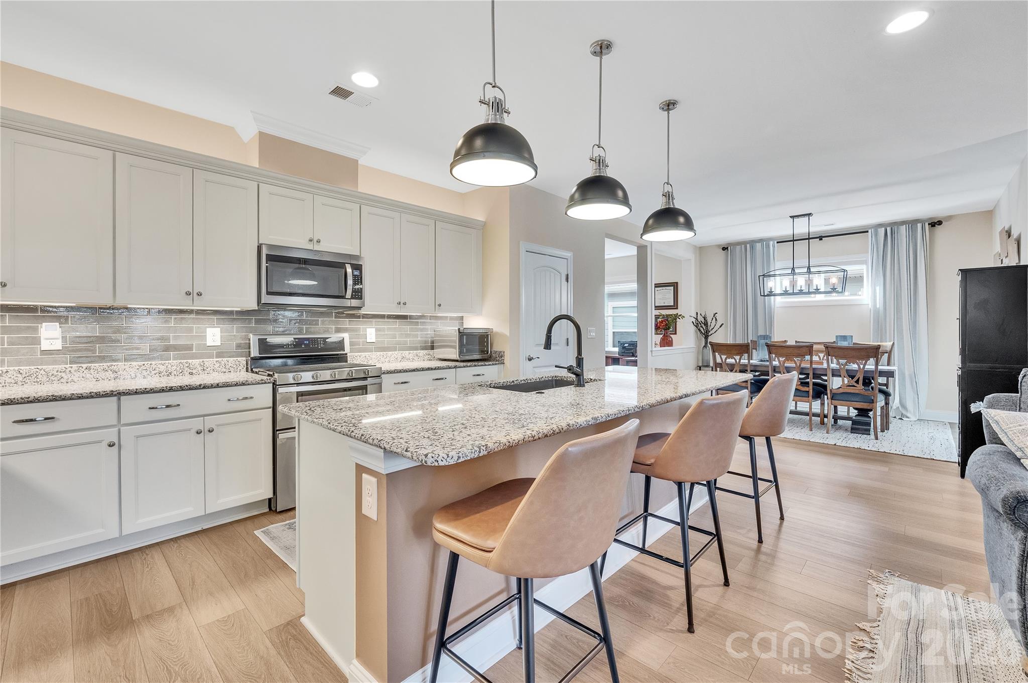 6243 Scuttle Lane — Denver