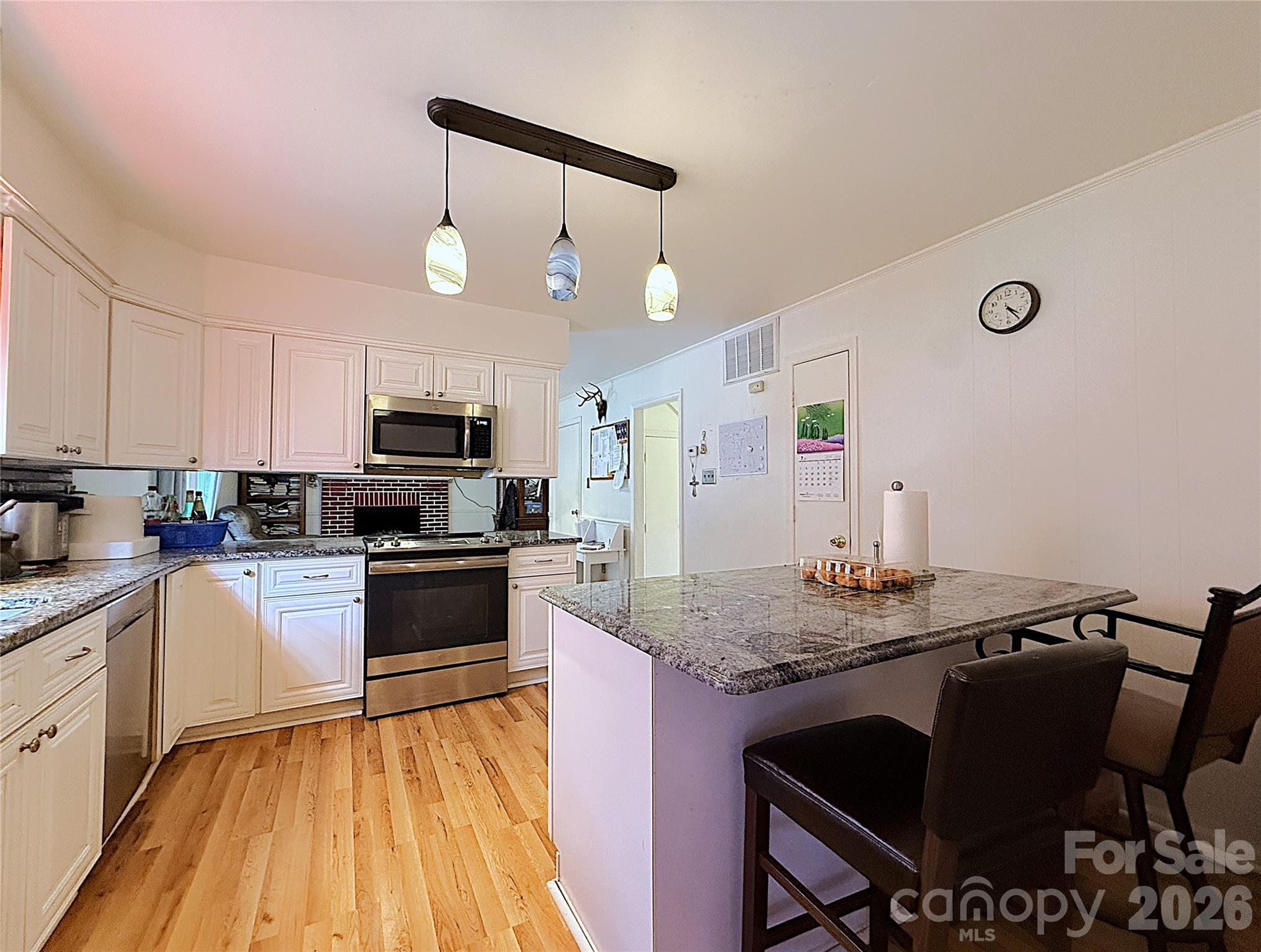 6824 Marlbrook Drive — Charlotte
