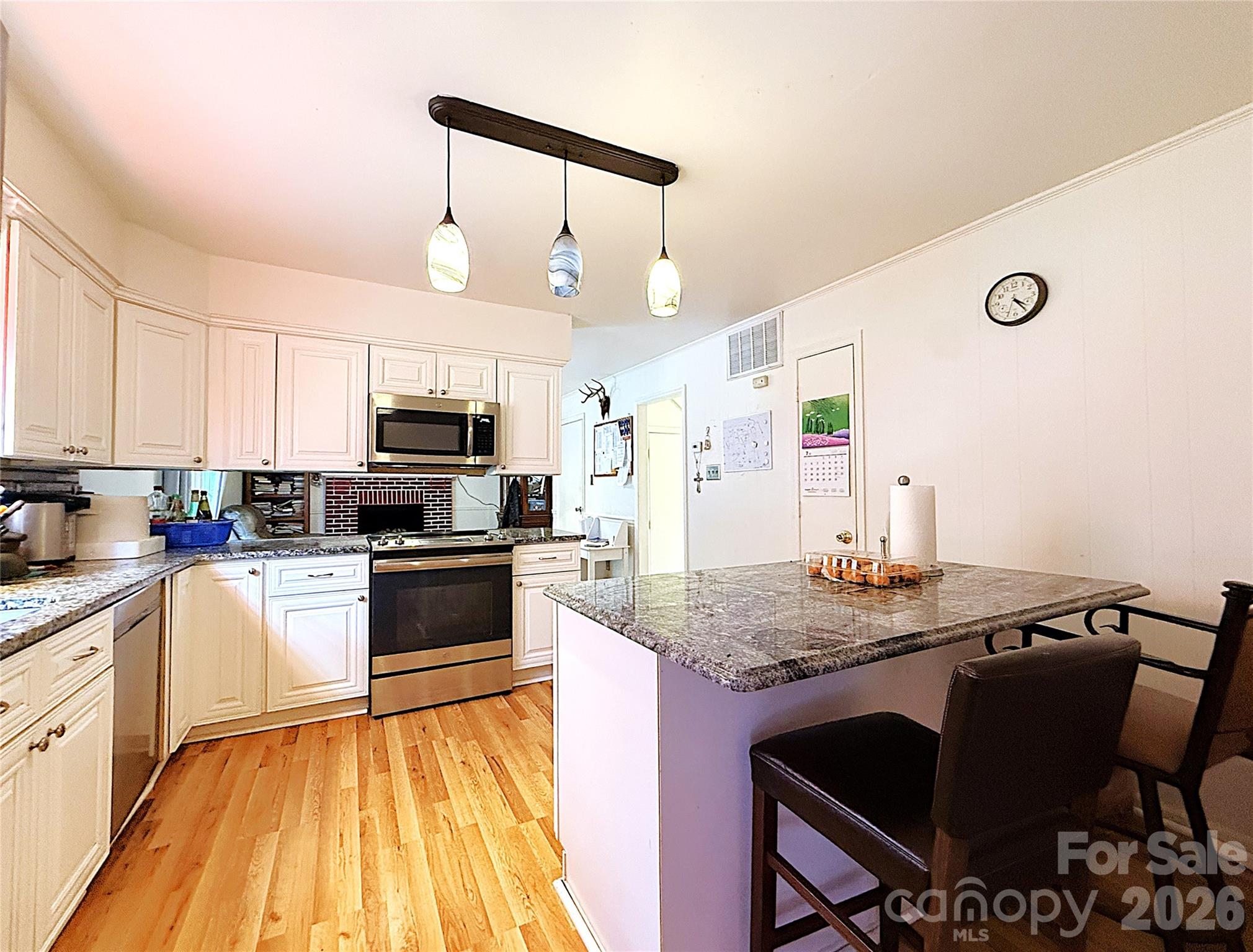 6824 Marlbrook Drive — Charlotte