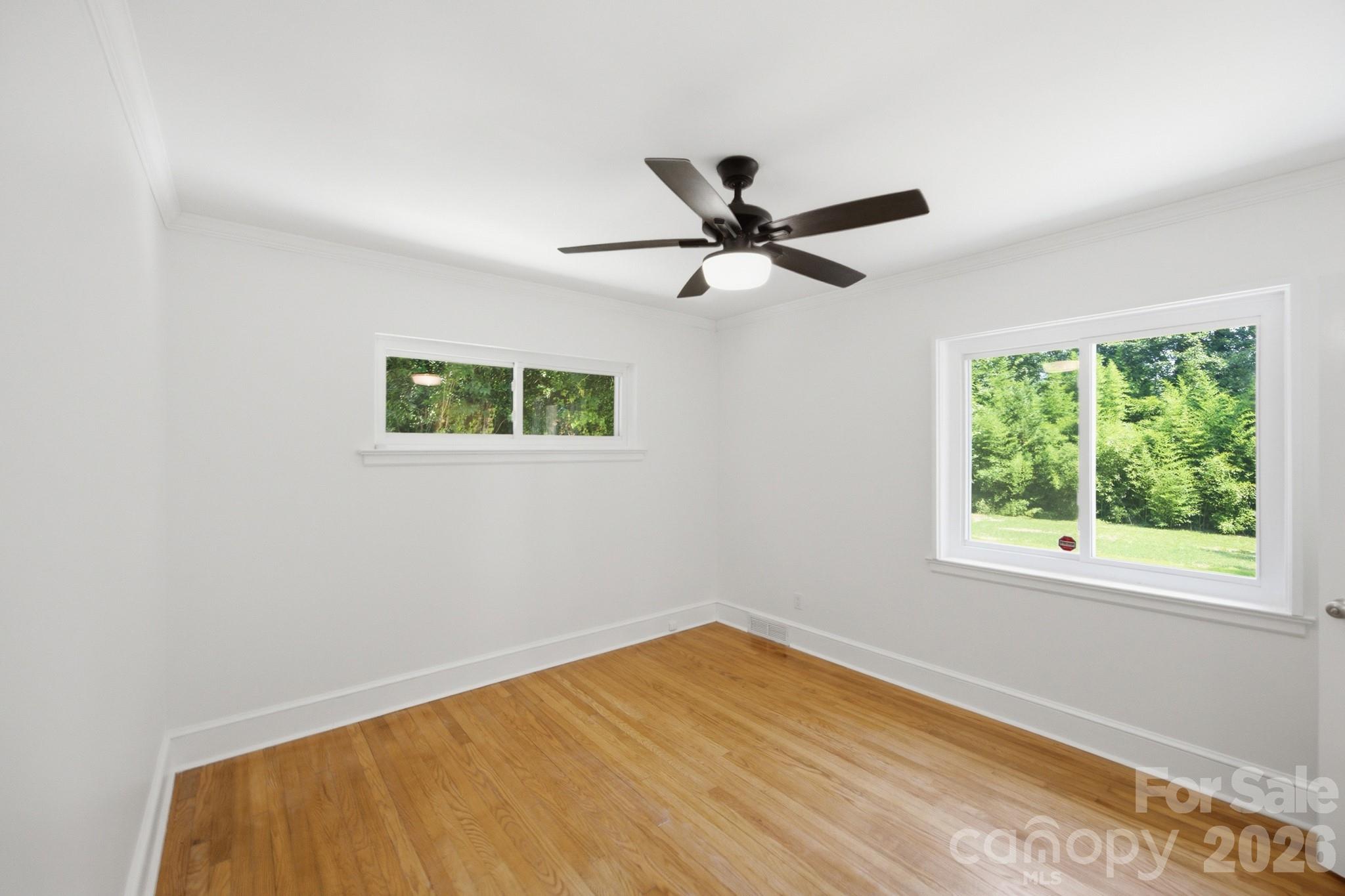 943 Hickory Nut Street — Charlotte