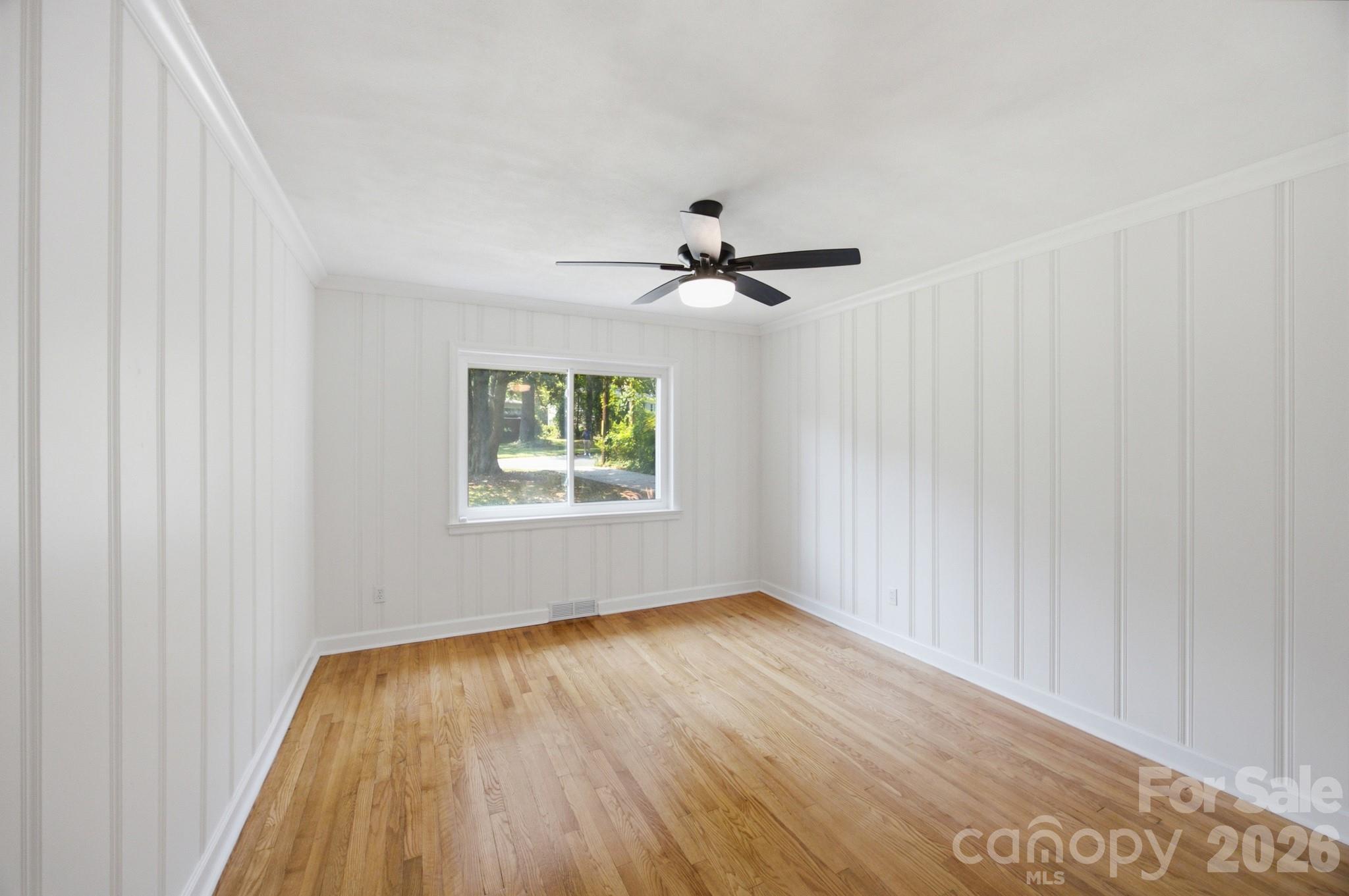 943 Hickory Nut Street — Charlotte