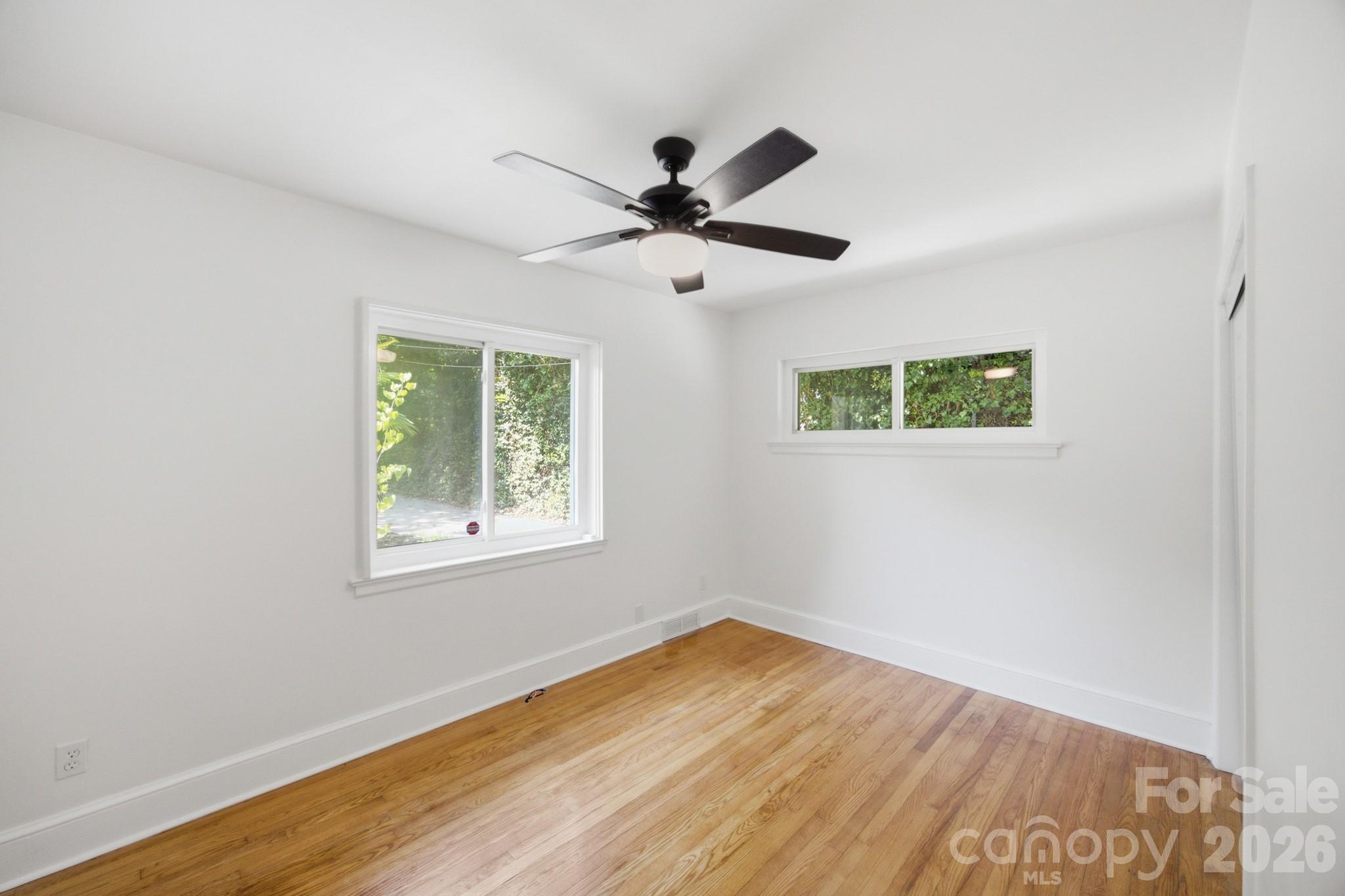 943 Hickory Nut Street — Charlotte