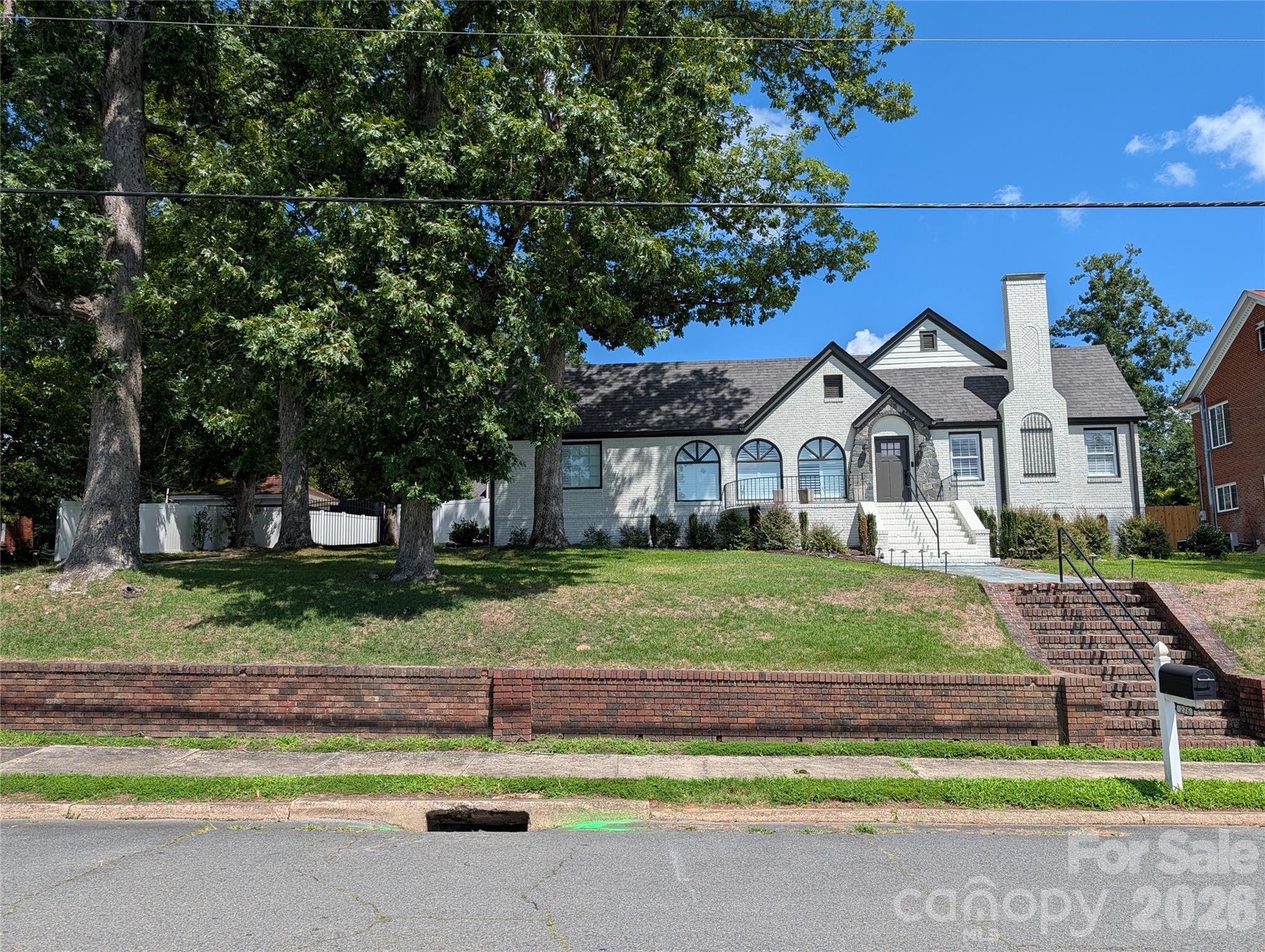 276 N 4th Street N — Albemarle
