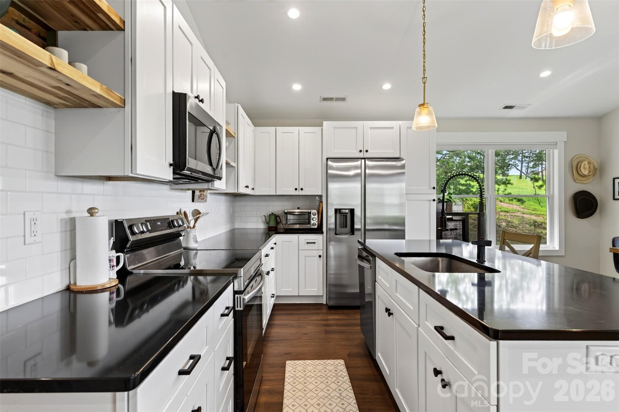 932 Morlin Acres Drive — Marshall