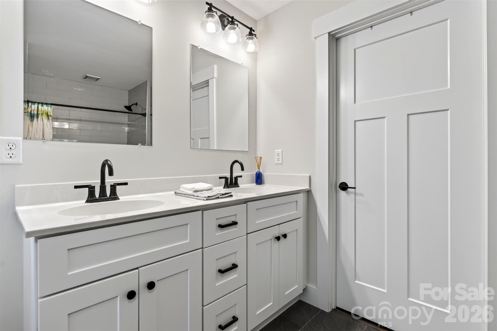 932 Morlin Acres Drive — Marshall