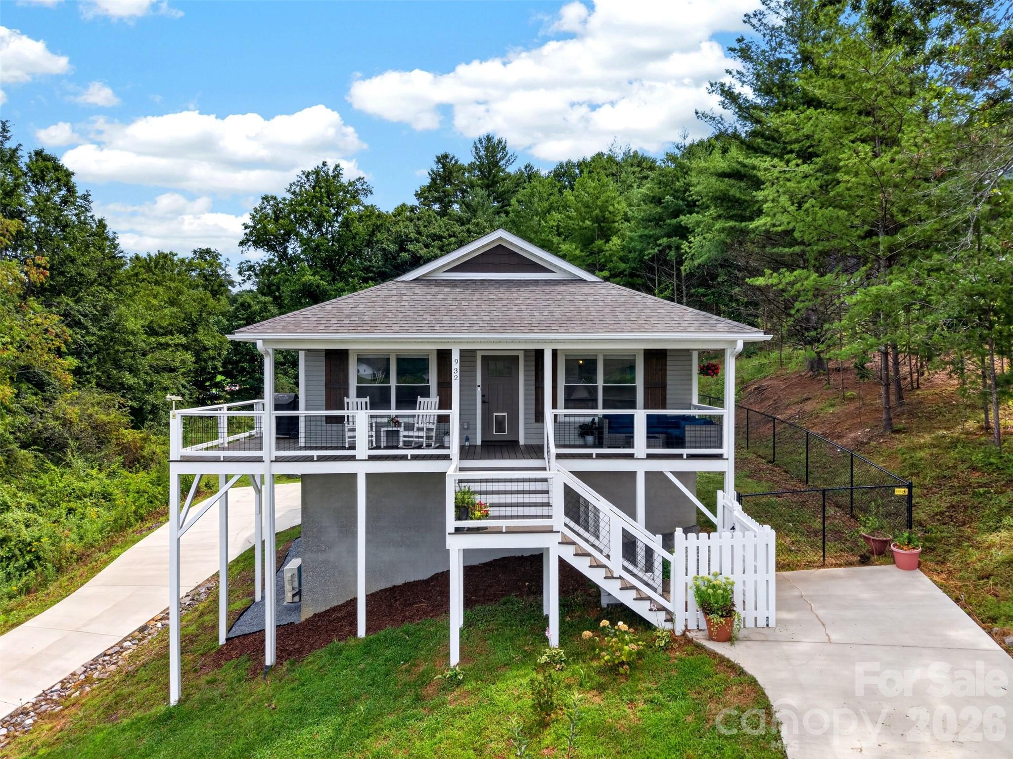 932 Morlin Acres Drive — Marshall