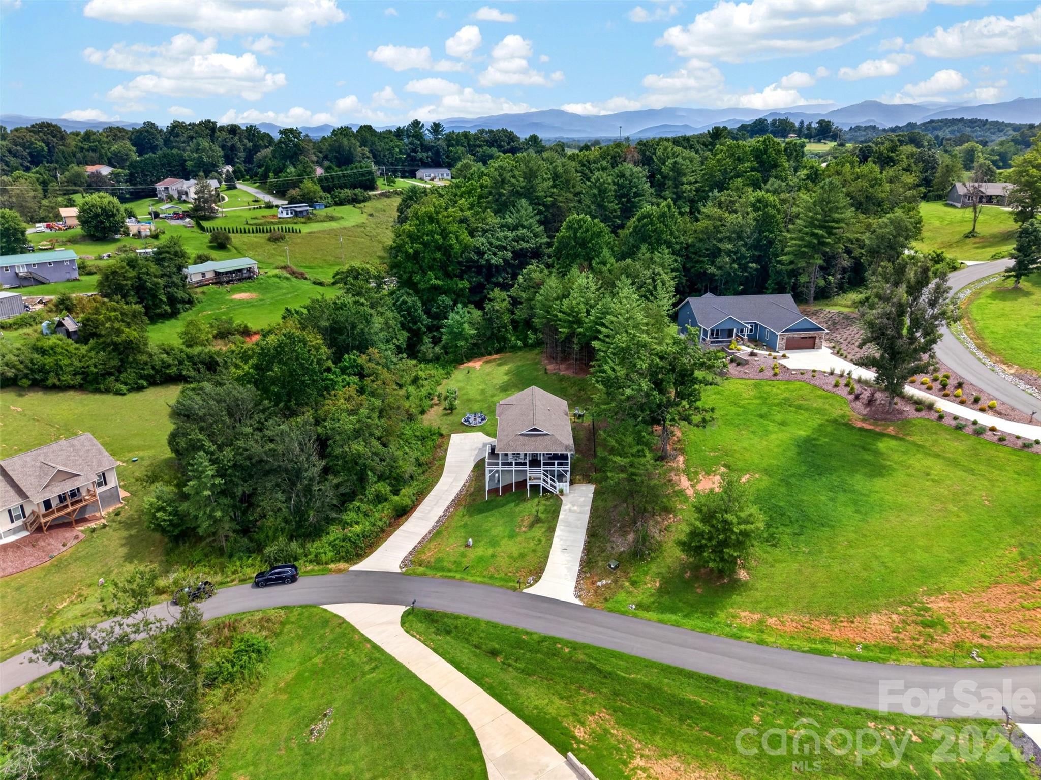 932 Morlin Acres Drive — Marshall