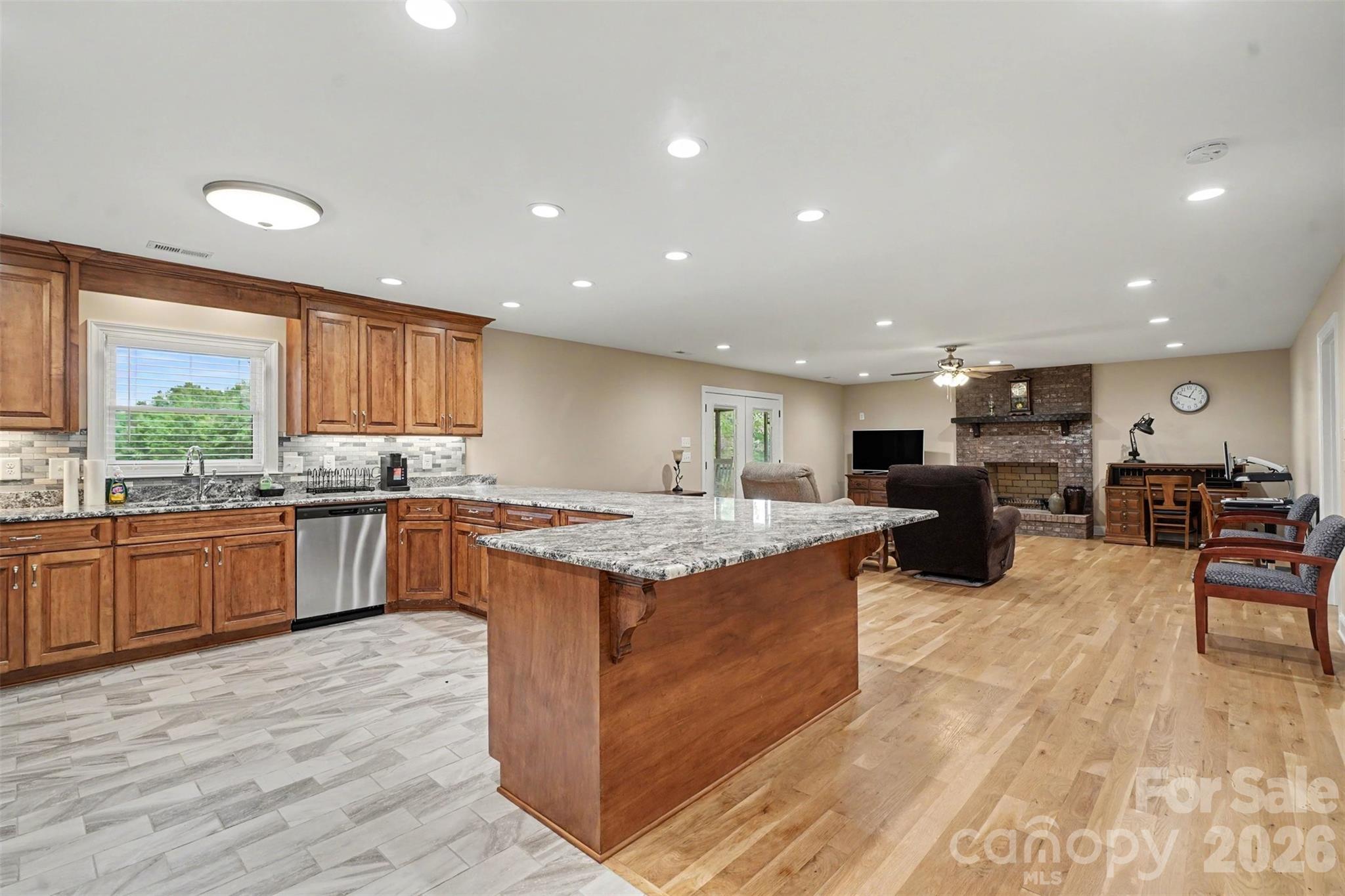 658 Hicks Hill Road — Lawndale