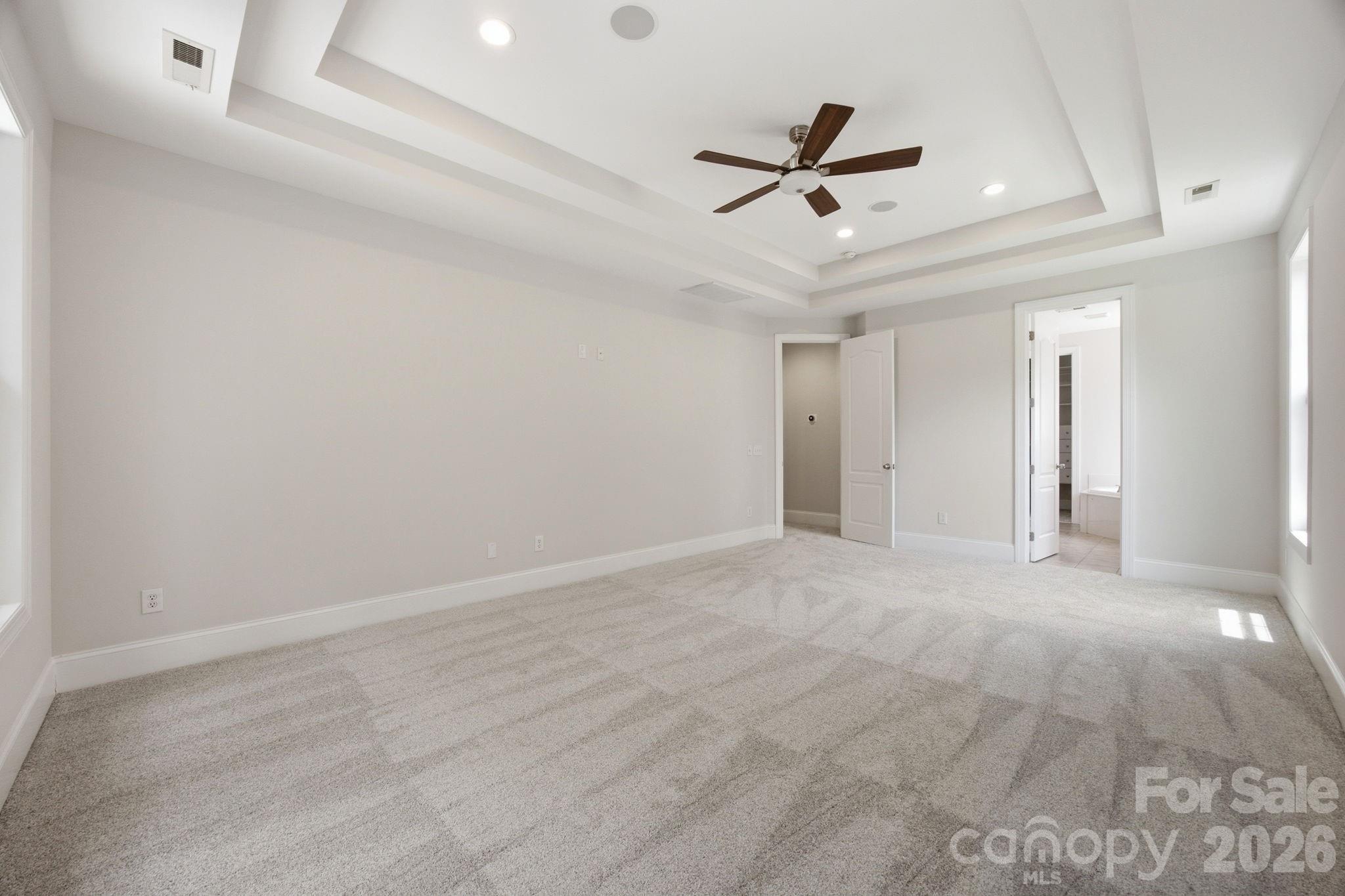 6812 S Creek Road — Charlotte