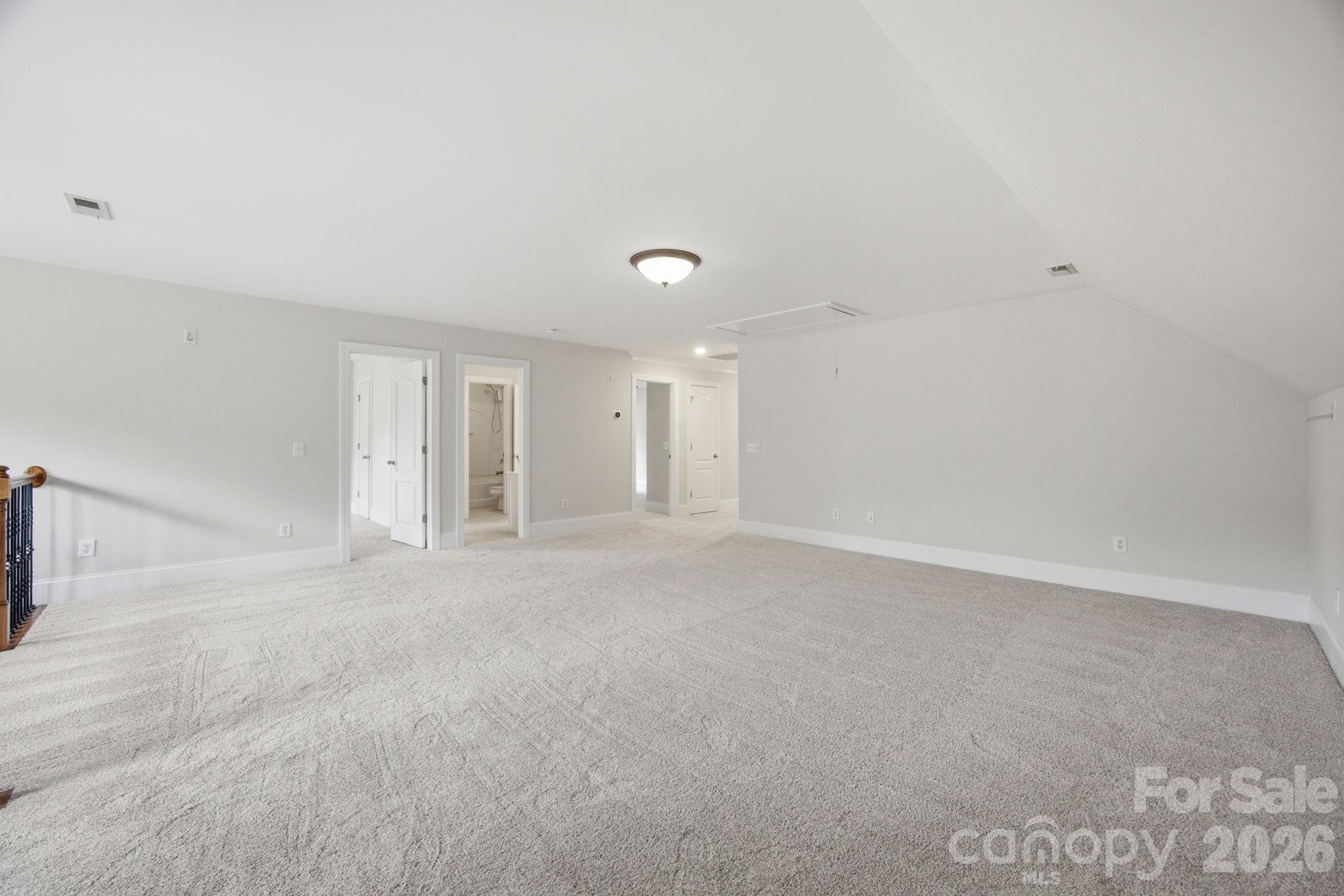 6812 S Creek Road — Charlotte