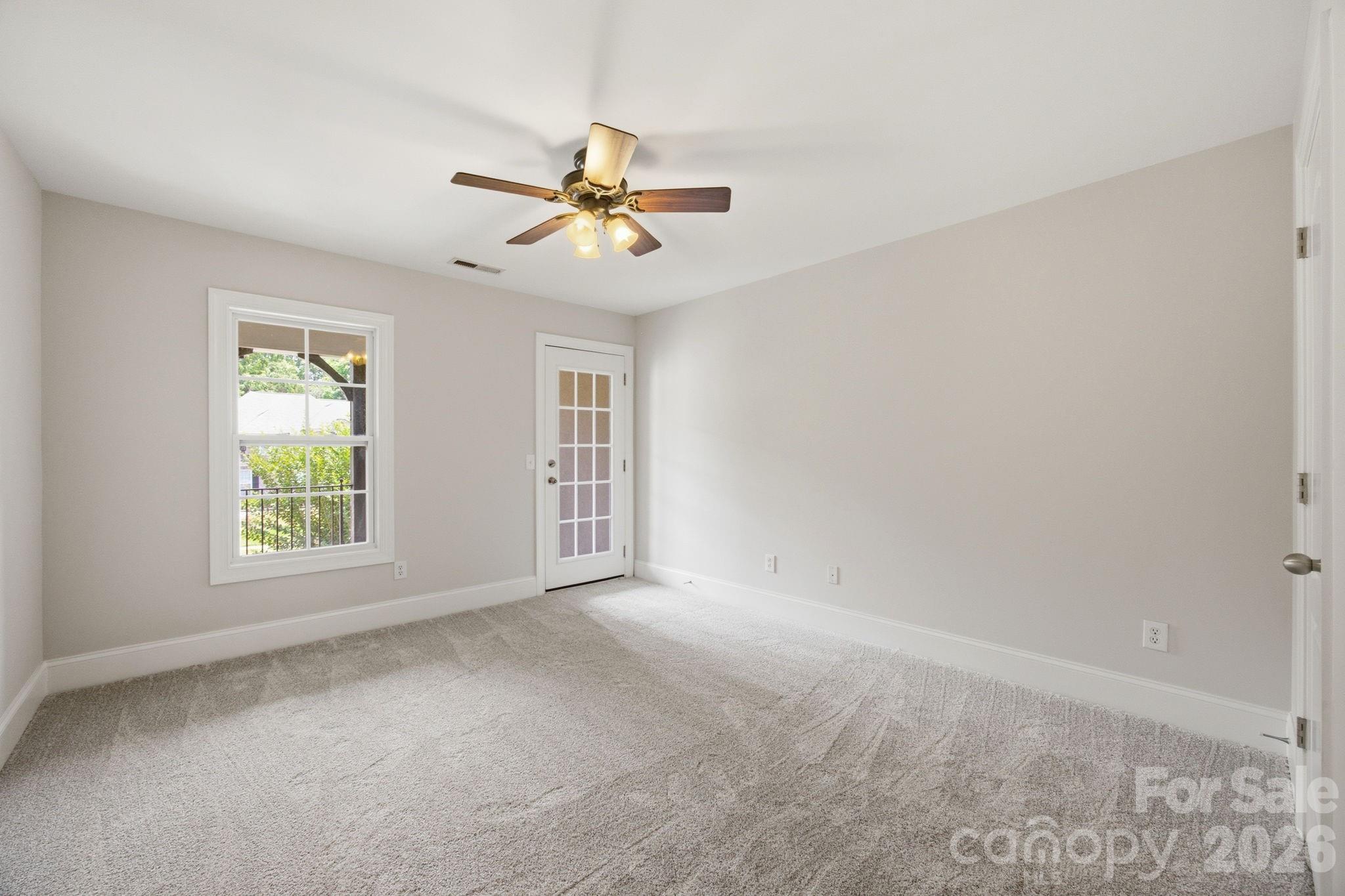 6812 S Creek Road — Charlotte