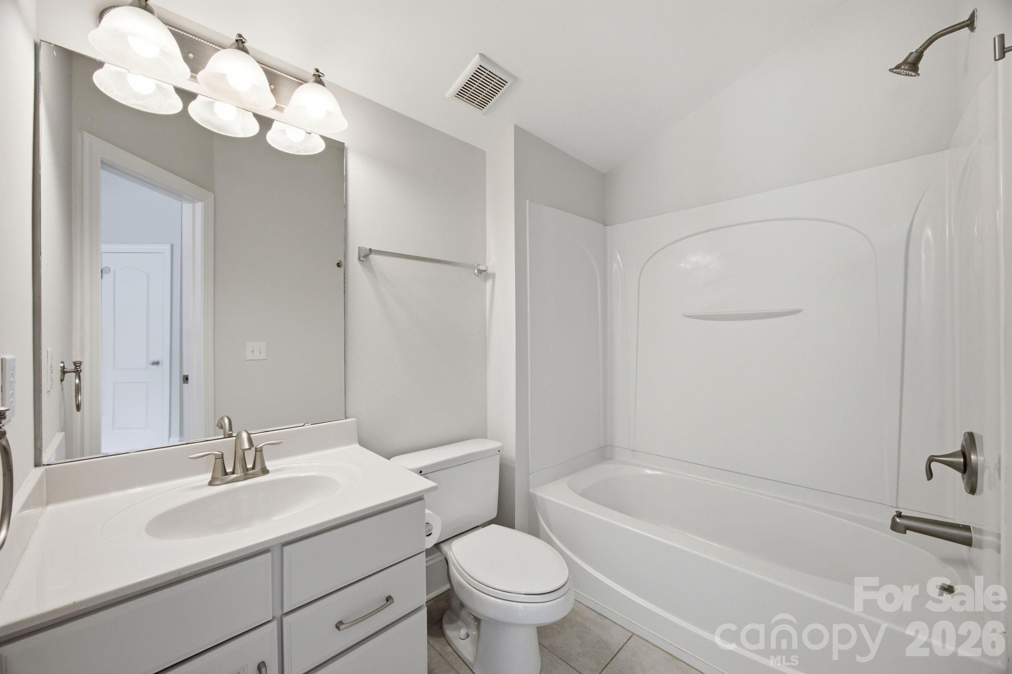 6812 S Creek Road — Charlotte