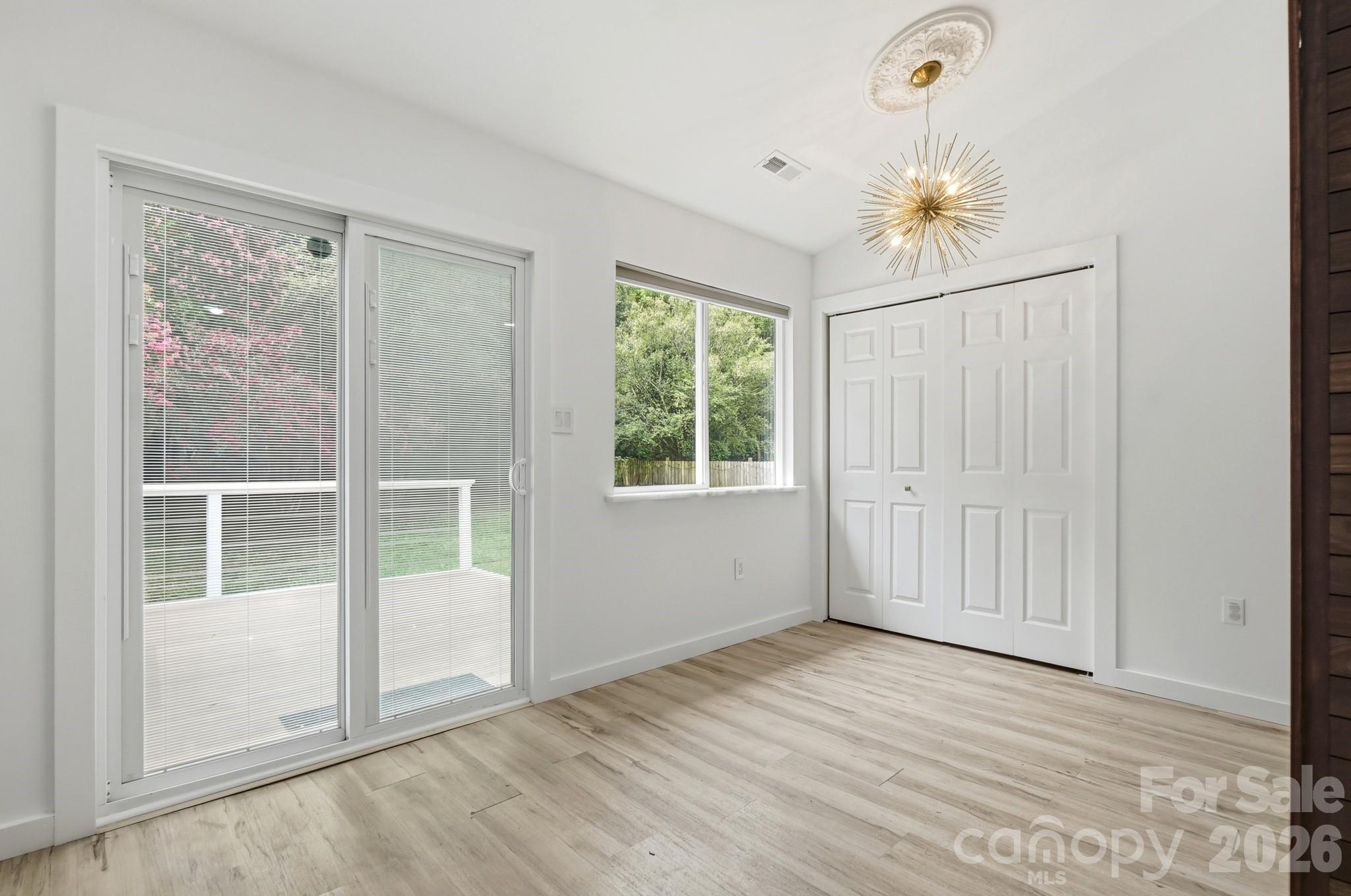 8122 Sherington Way — Charlotte