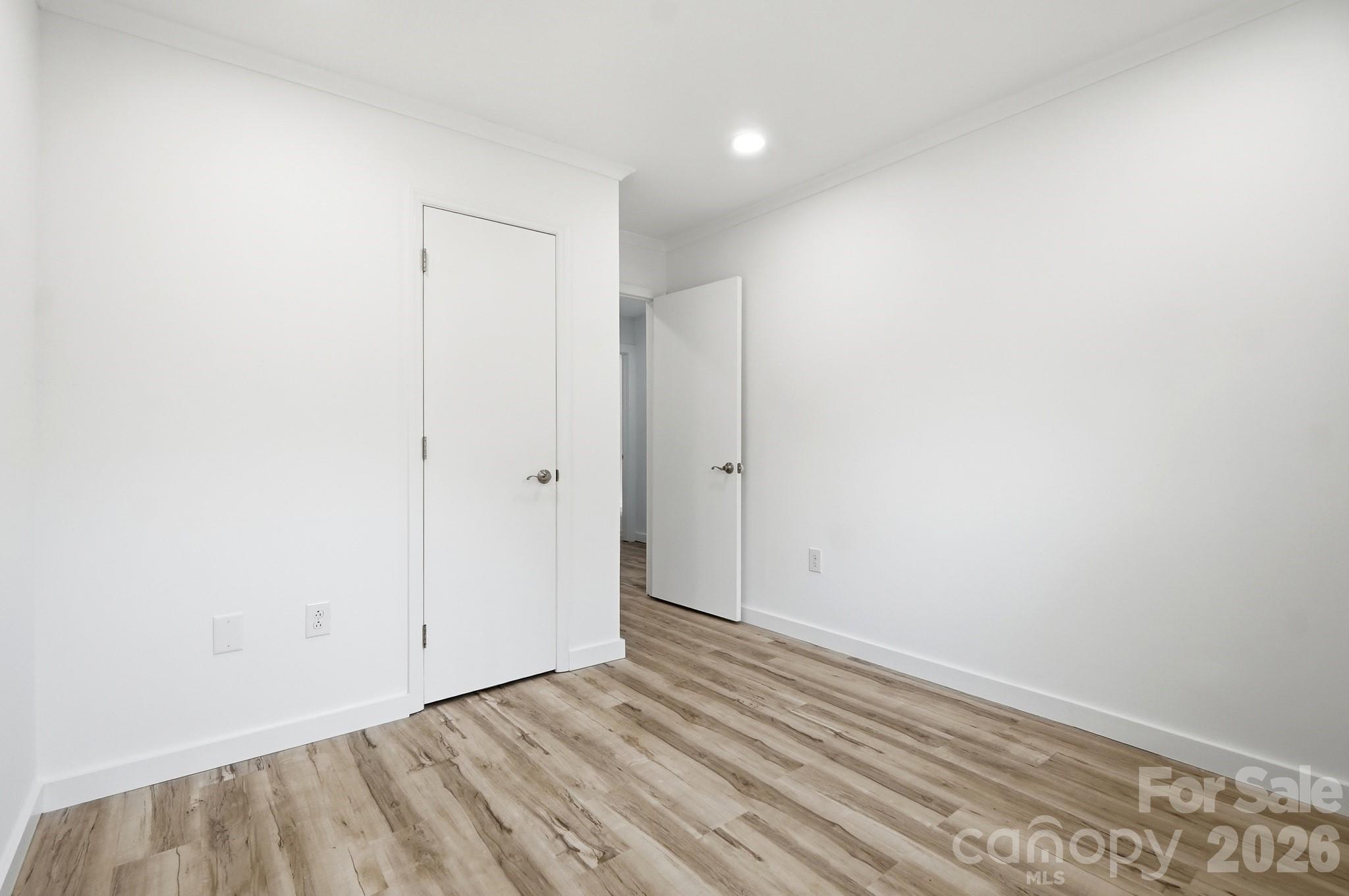 8122 Sherington Way — Charlotte