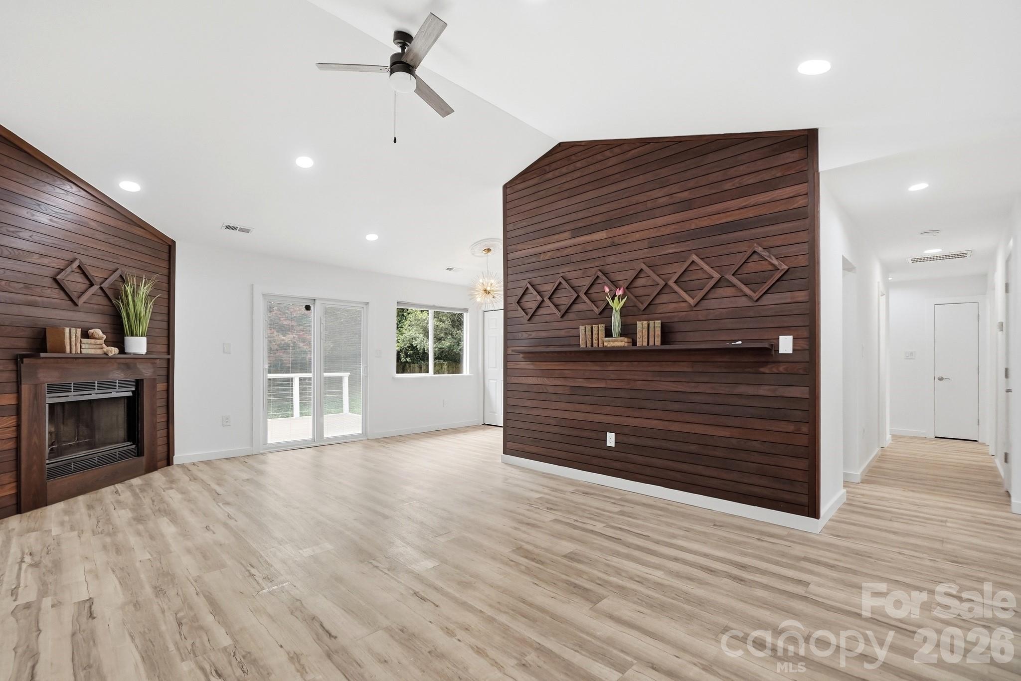 8122 Sherington Way — Charlotte