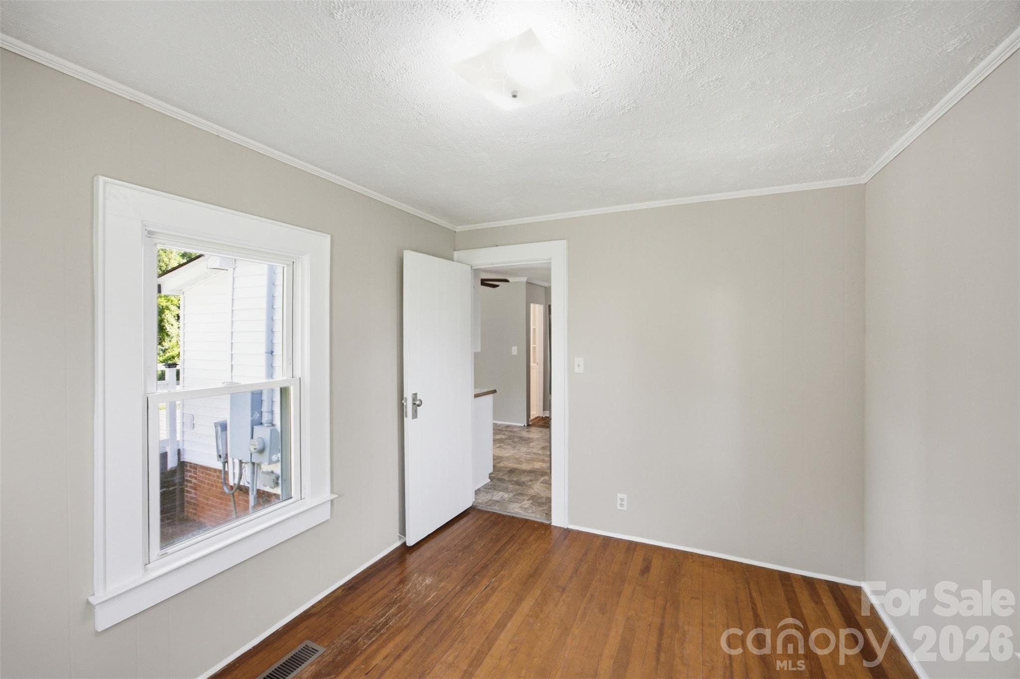 10814 Moores Chapel Road — Charlotte